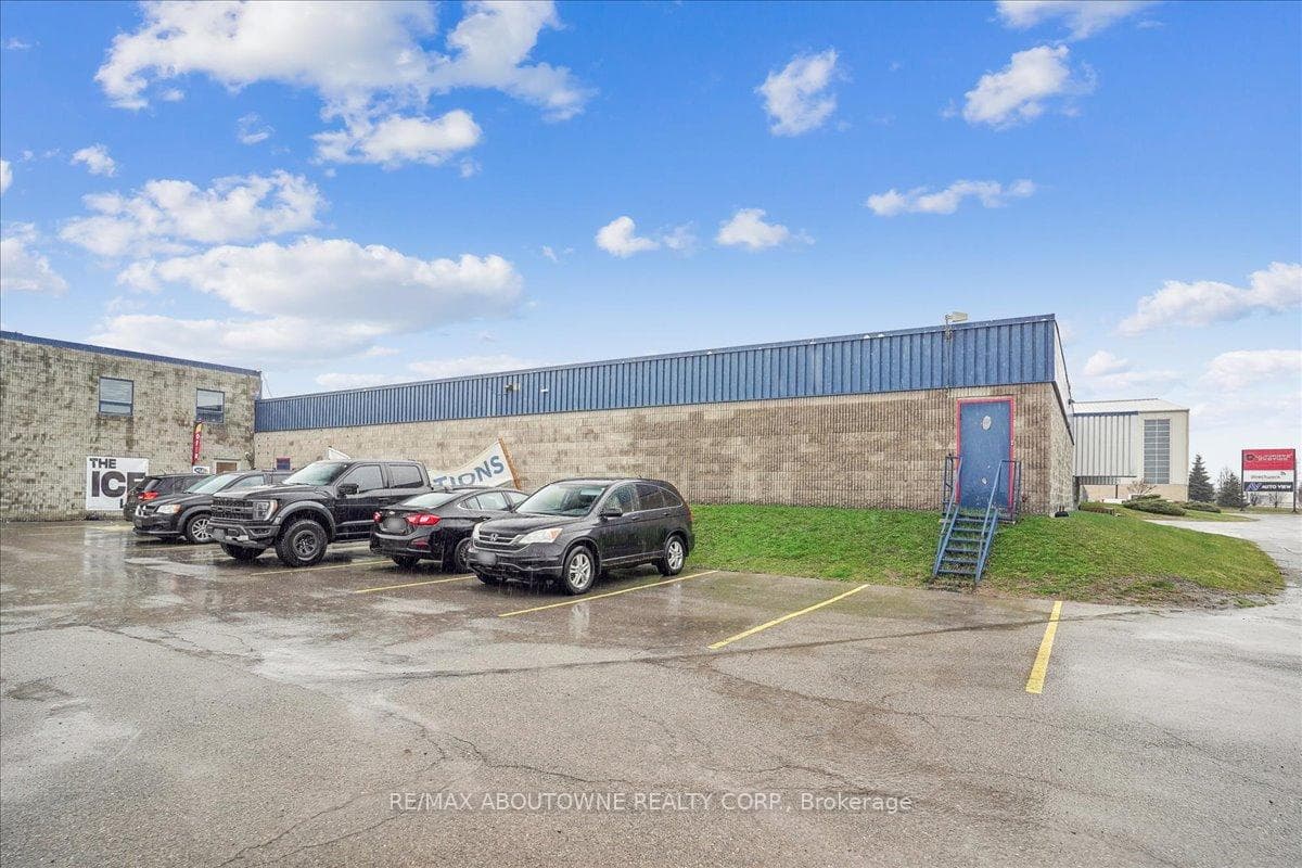 590 South Service Road Unit C