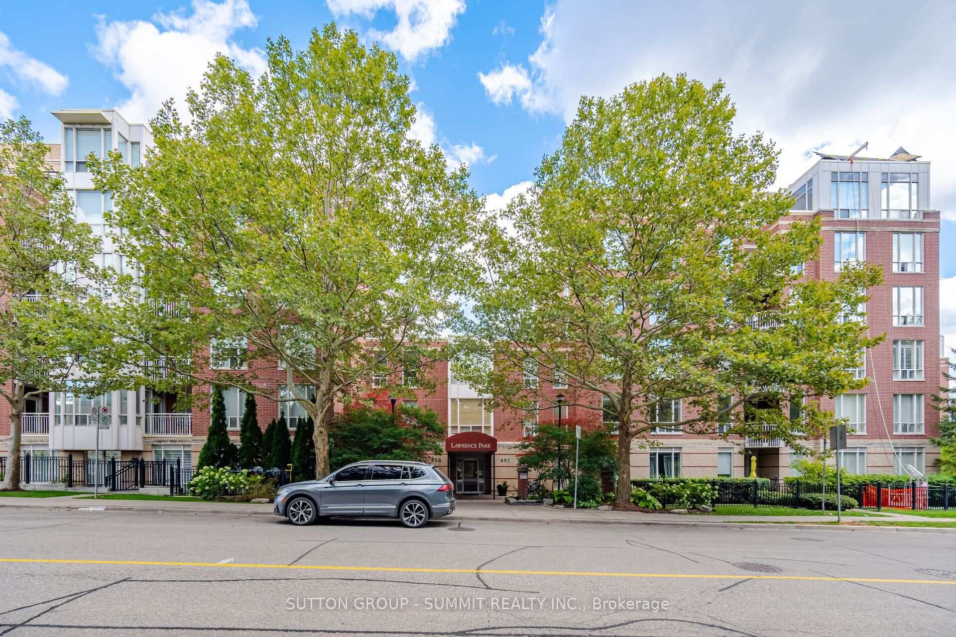 455 Rosewell Avenue Unit 205