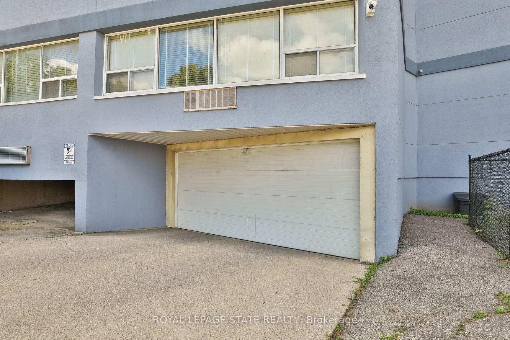 400 York Boulevard Unit 208