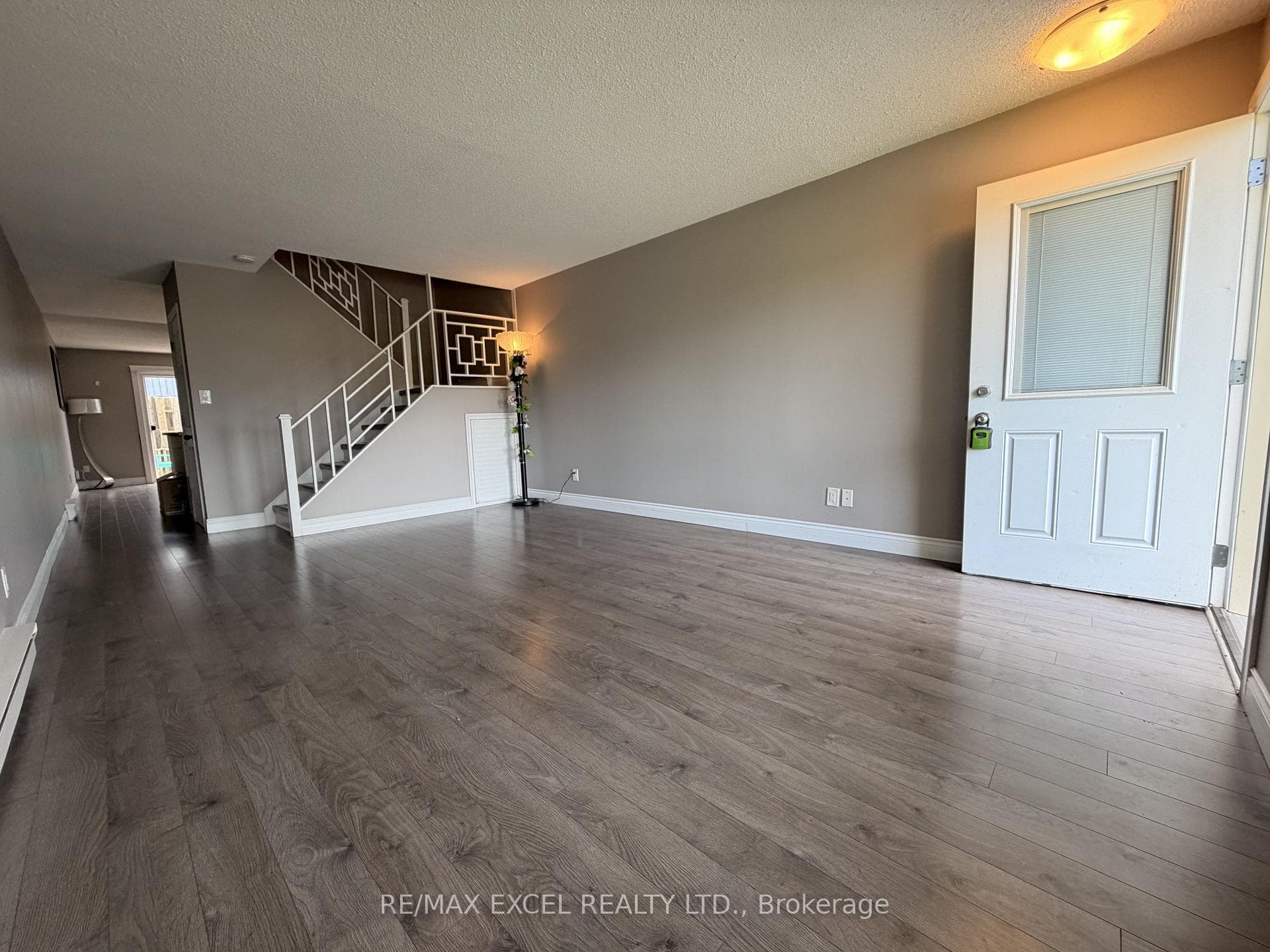 8646 Willoughby Drive Unit 16