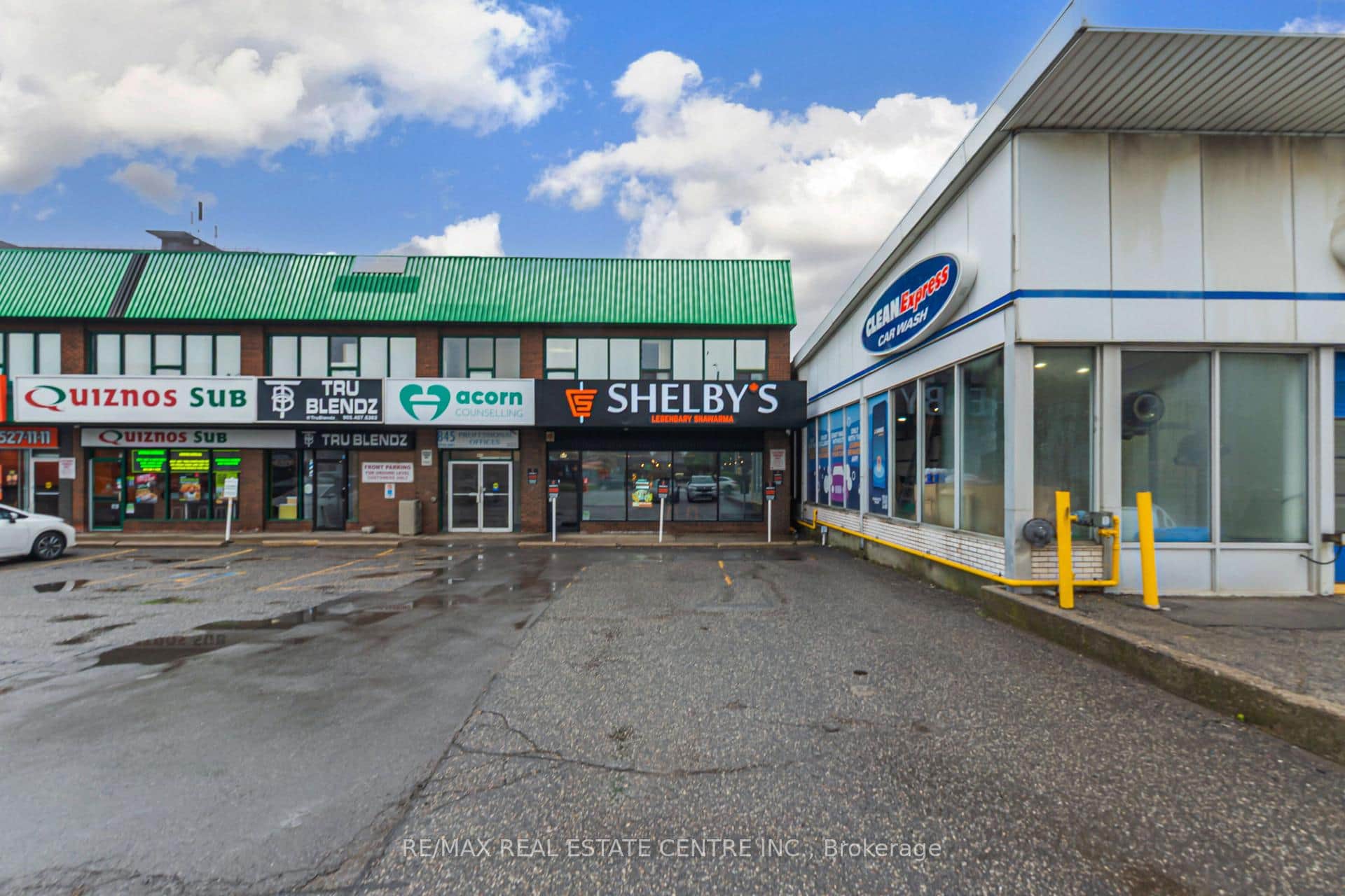 847 Upper James Street