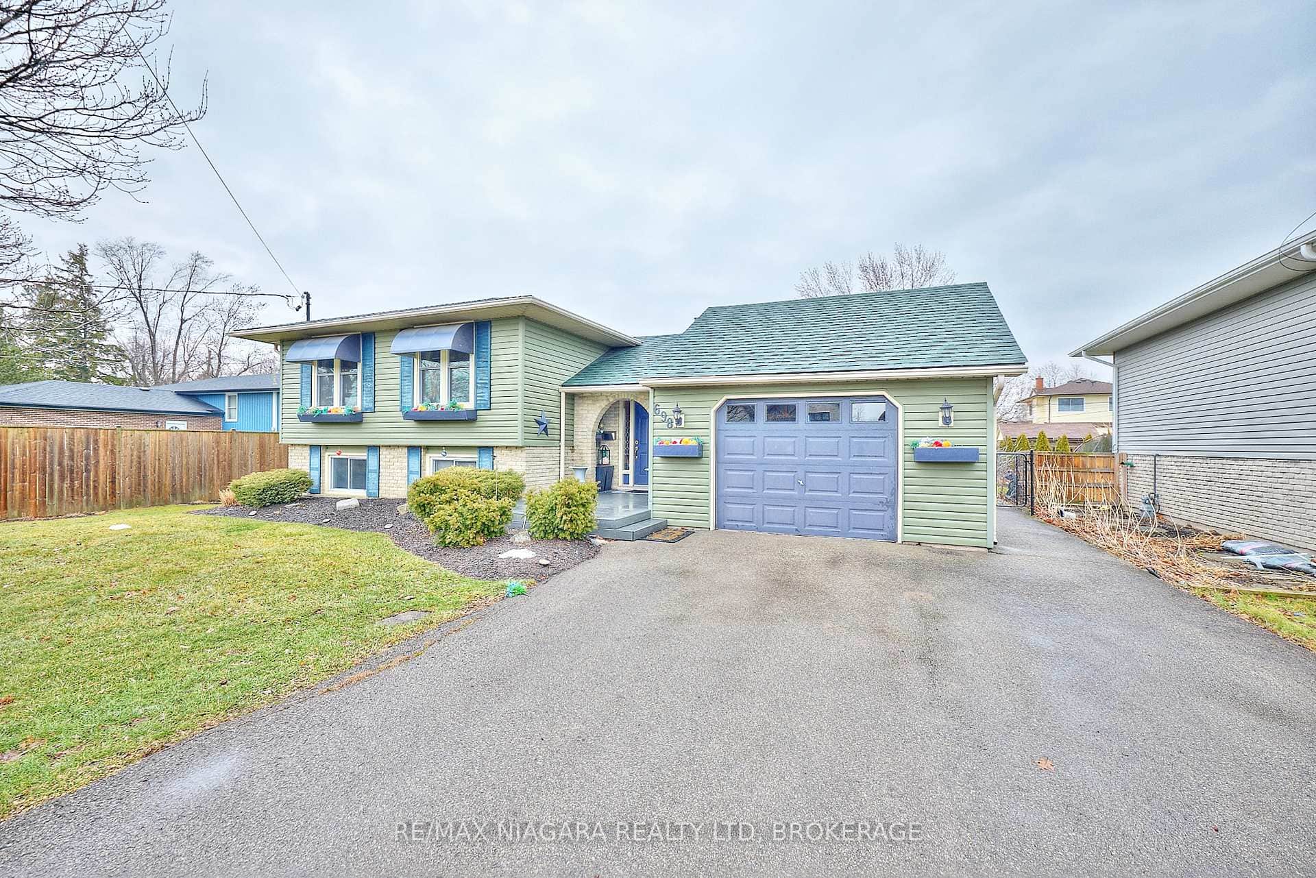 698 Buffalo Road