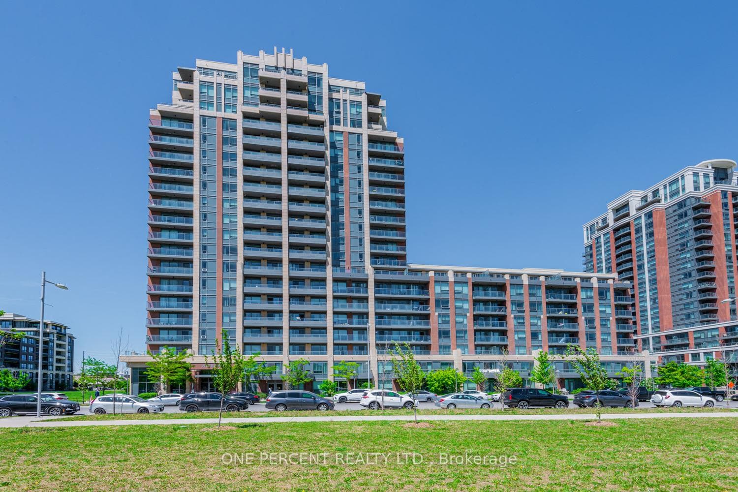 18 Uptown Drive Unit 705