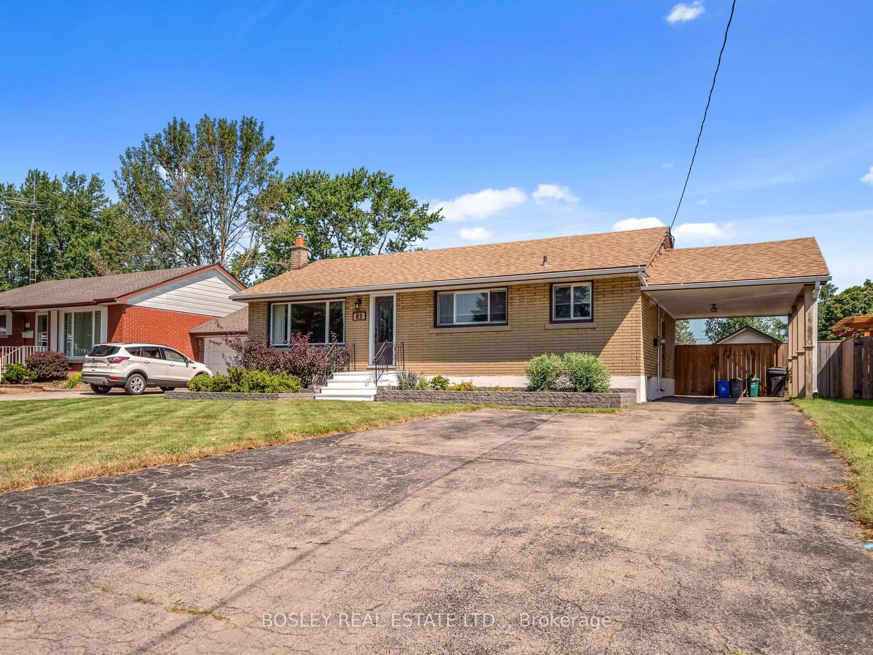 42 Lindel Crescent