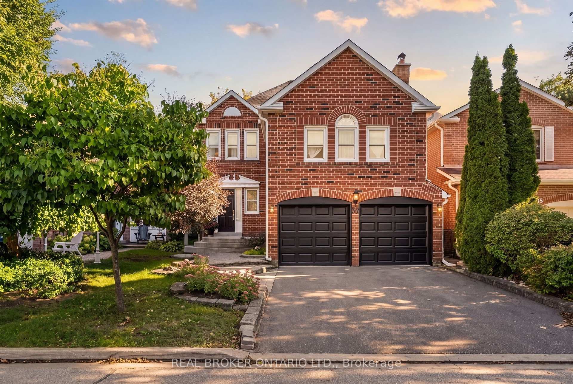 37 Jessica Gardens