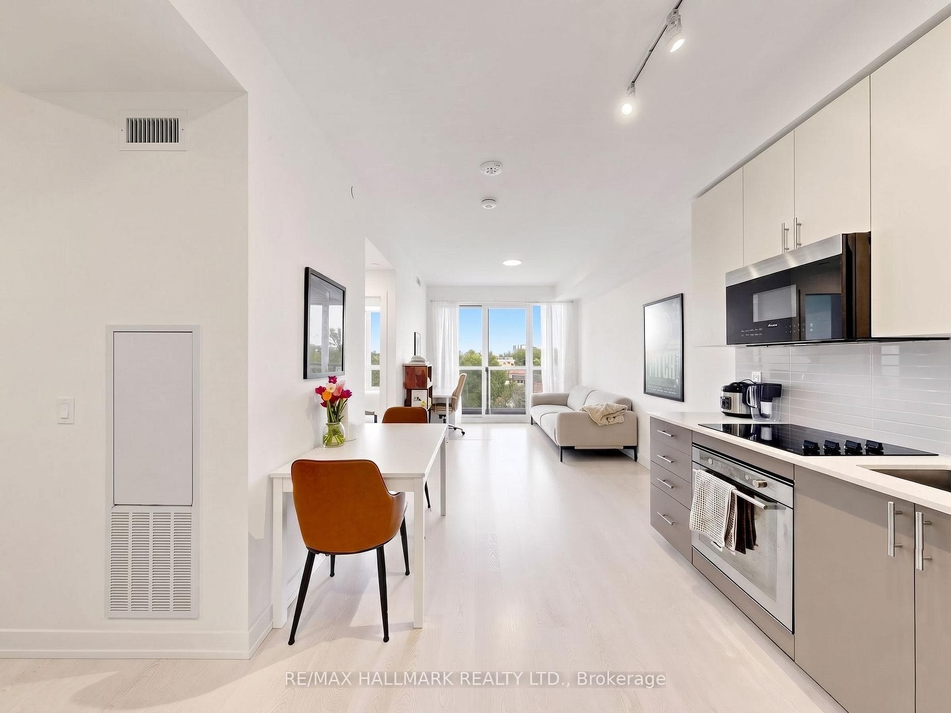 415 Main Street Unit 612