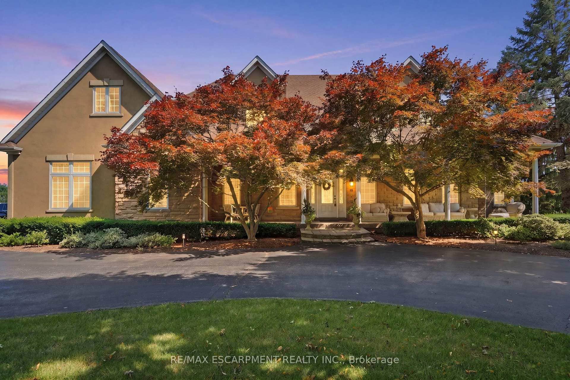 11 Palomino Drive