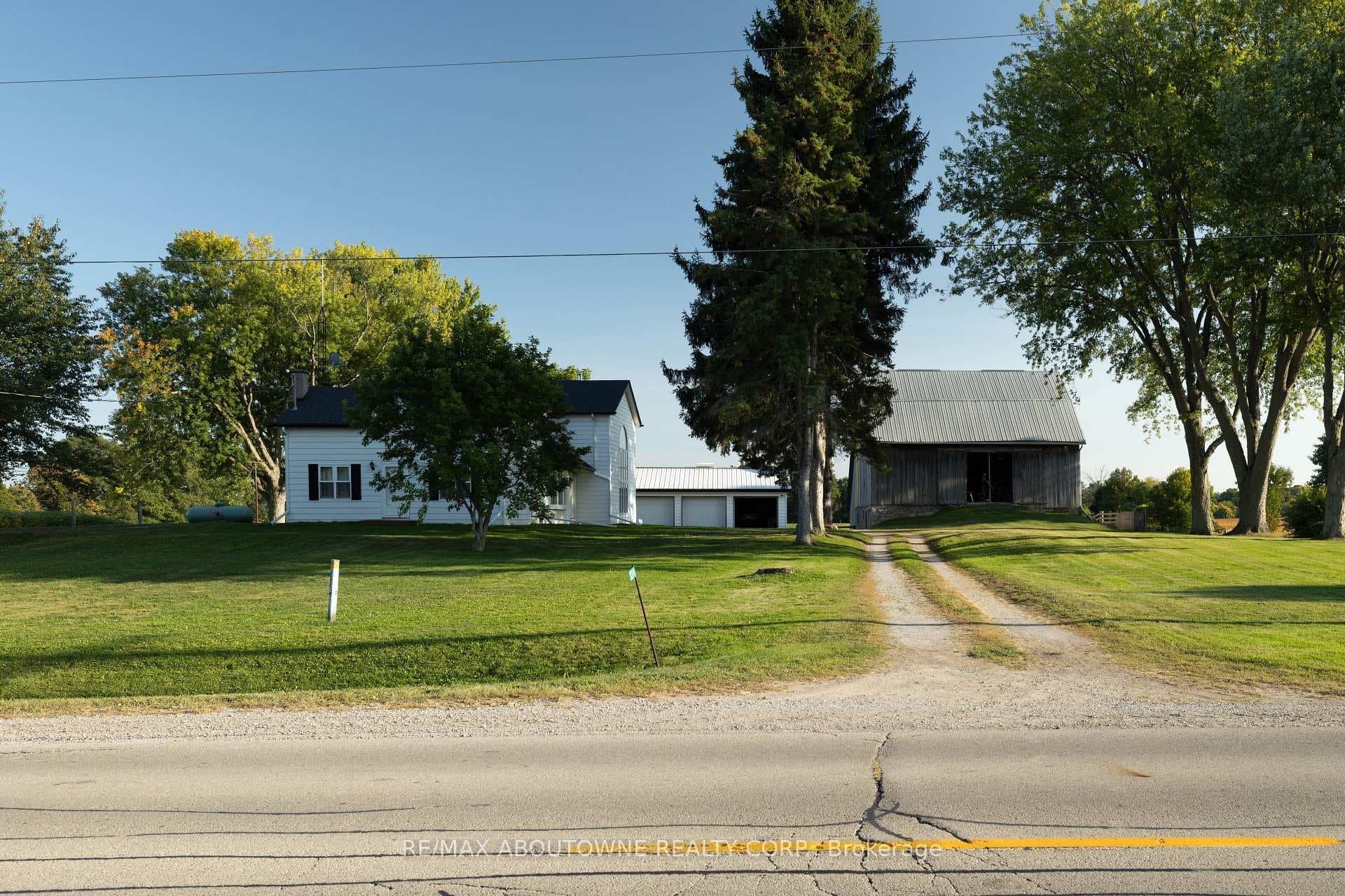 3276 Governors Road