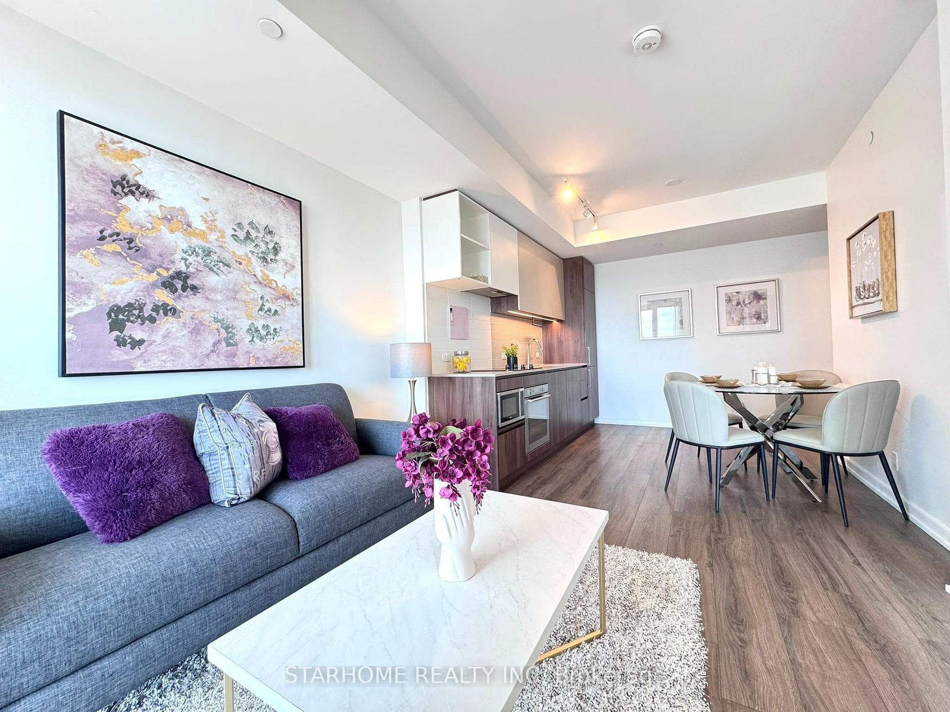 1000 Portage Parkway Unit 1515