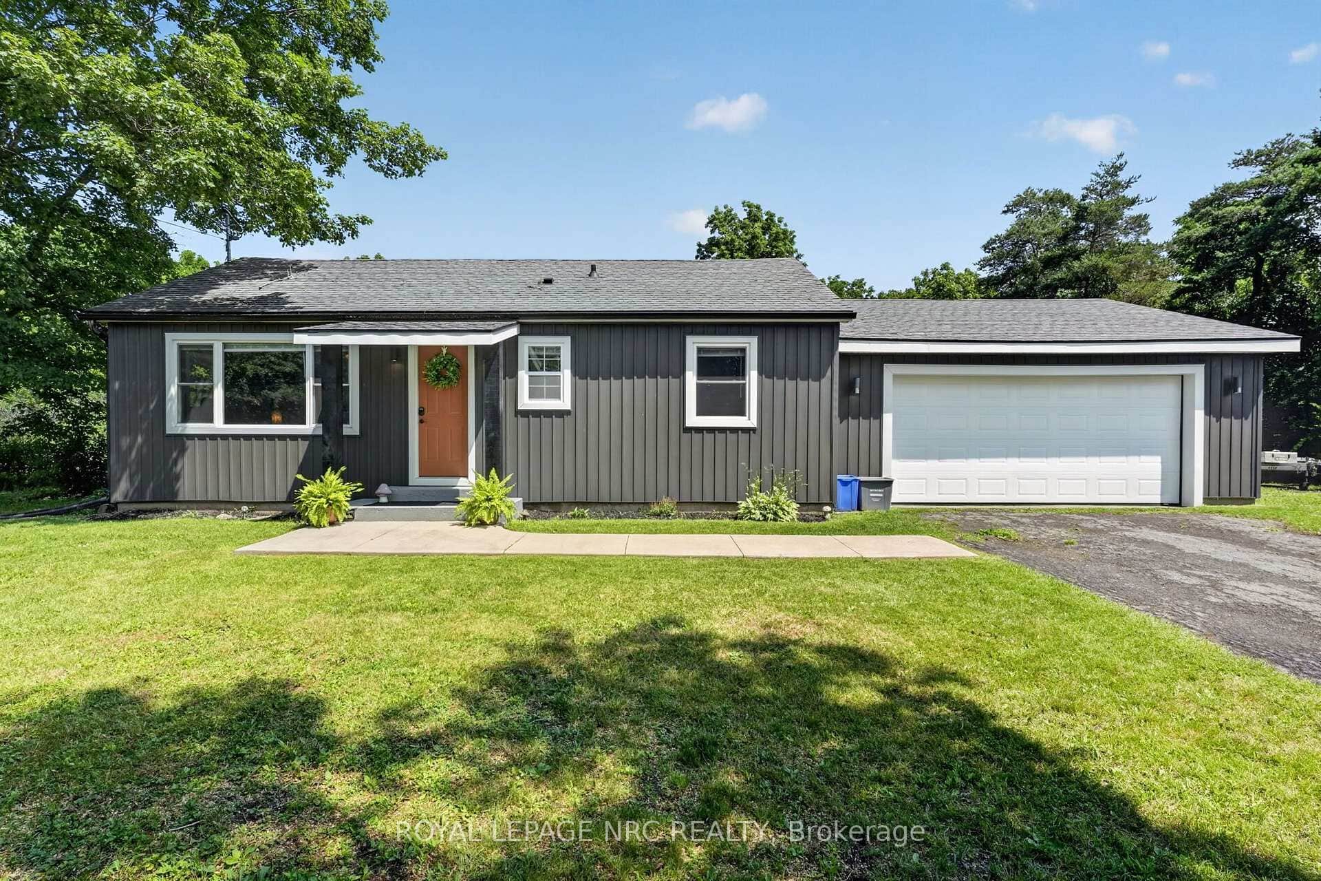 2944 Portage Trail