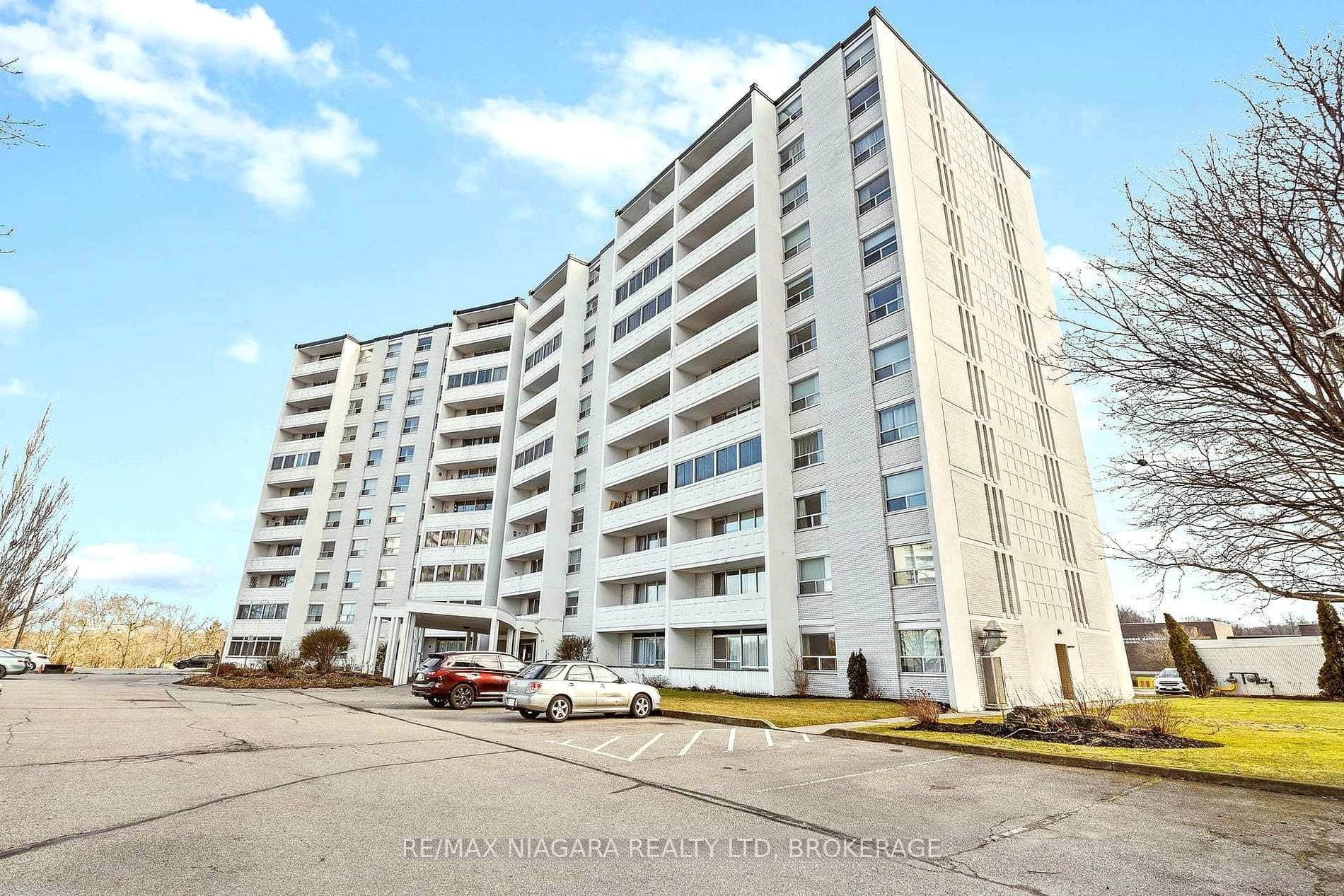 35 Towering Heights Boulevard Unit 1002