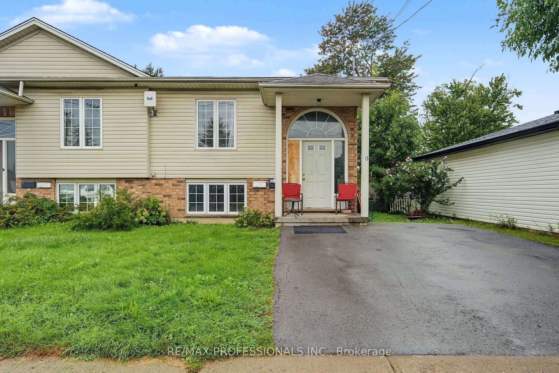 13 Waite Lane Unit Lower