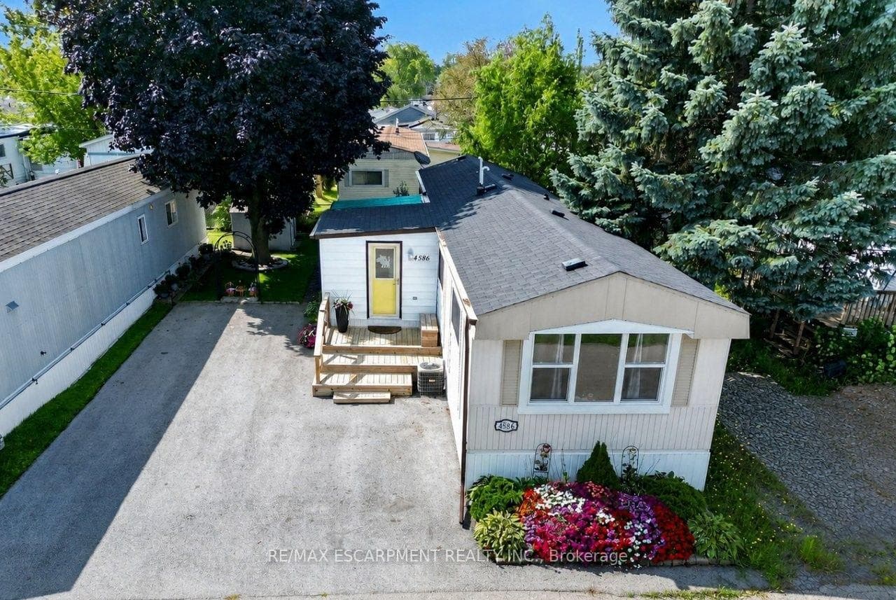 4586 Mary Lane