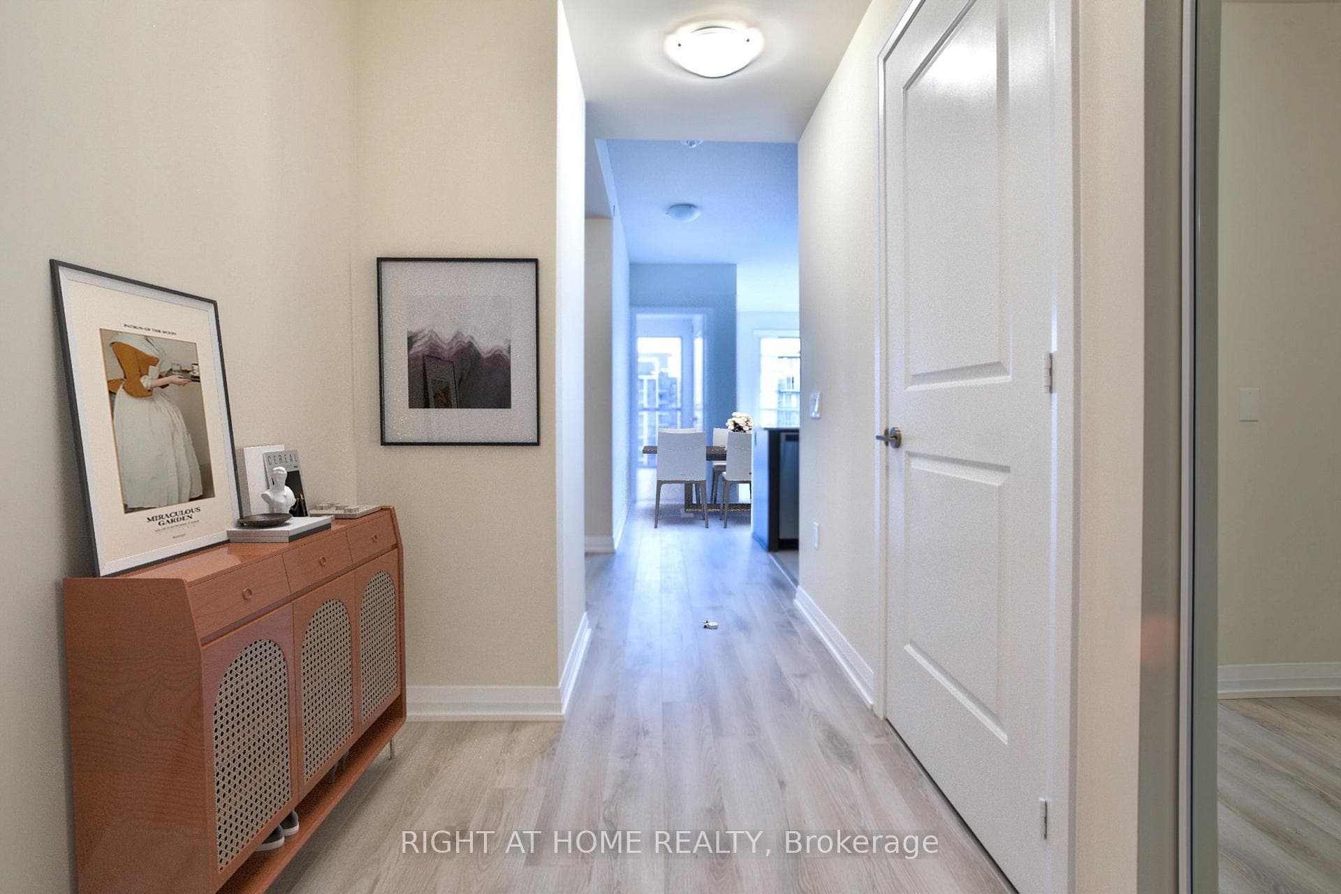35 WATERGARDEN Drive Unit 2014