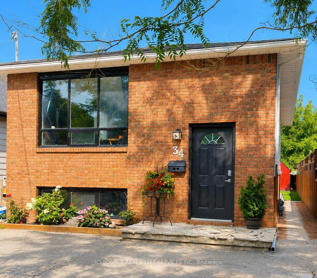 34 Grantham Avenue