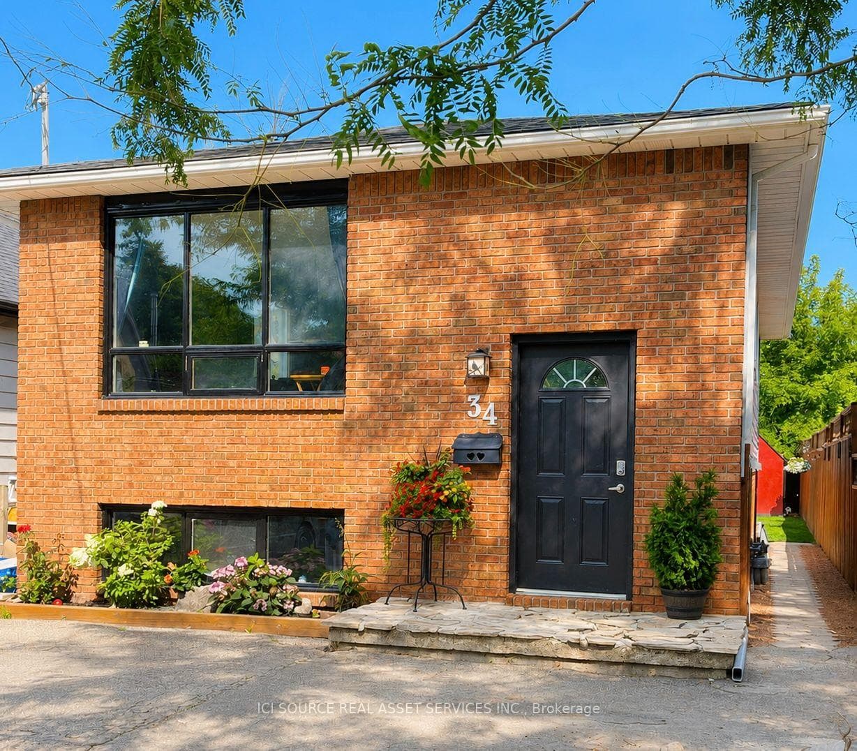 34 Grantham Avenue
