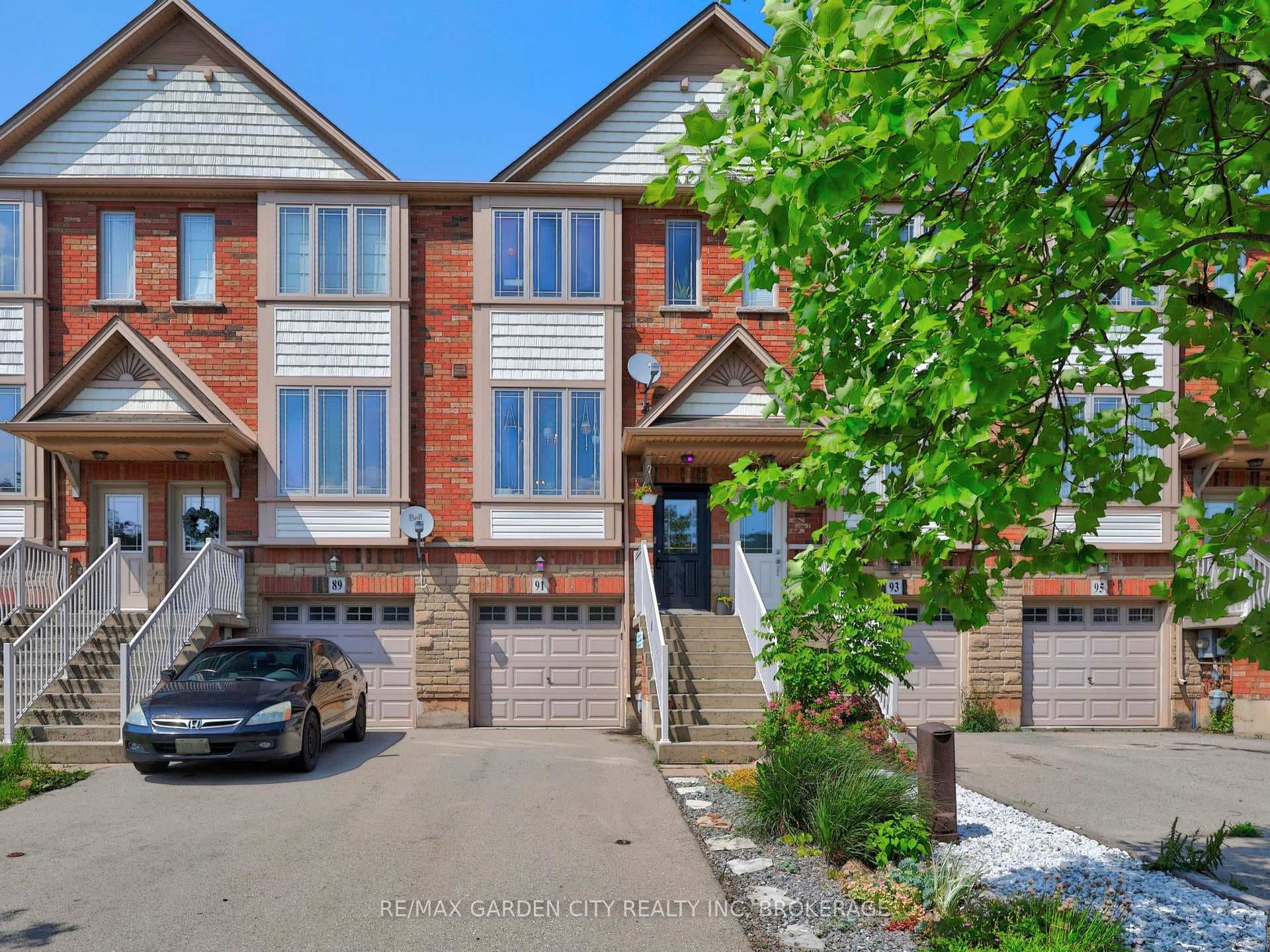 91 Willow Lane