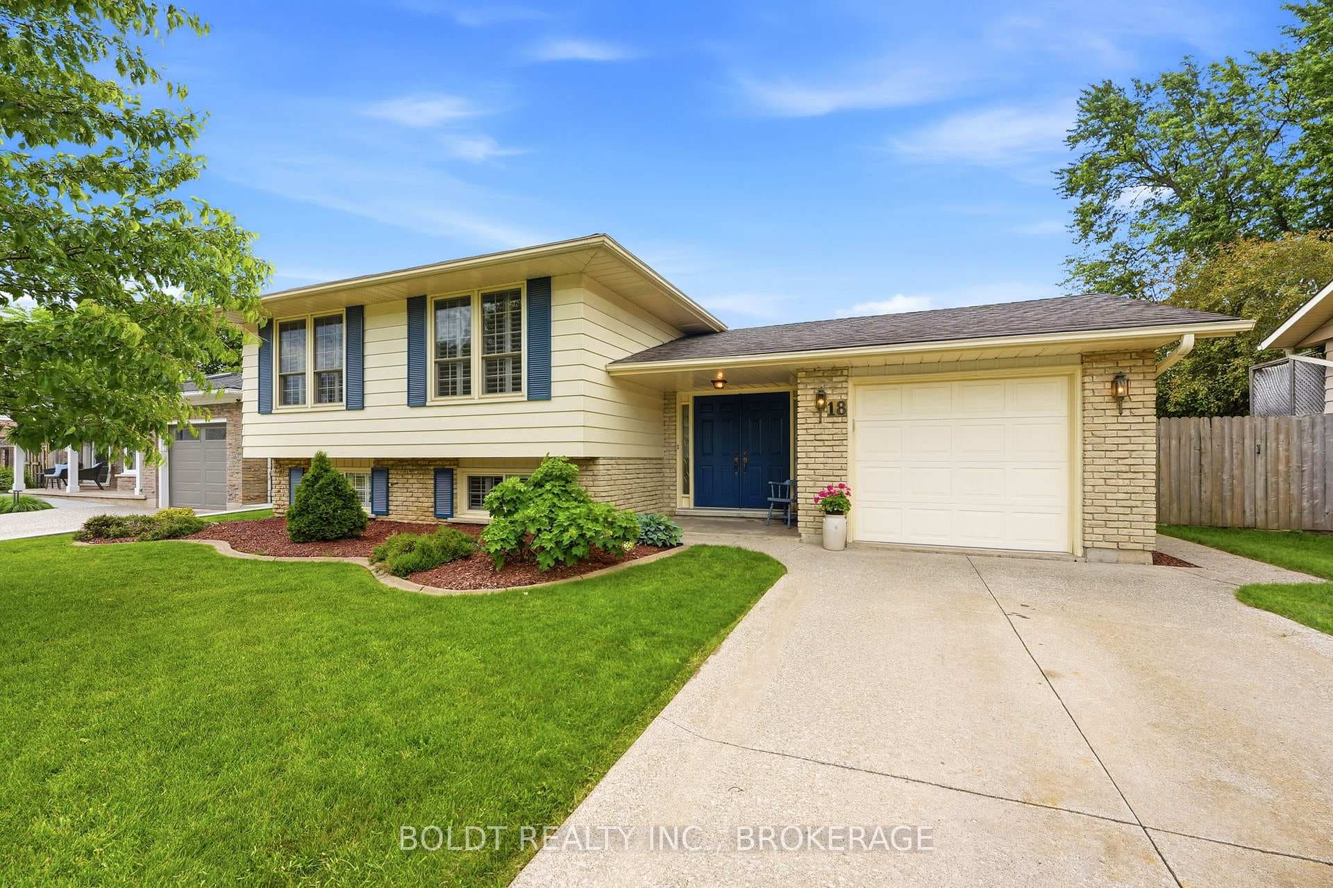 18 Linhaven Court