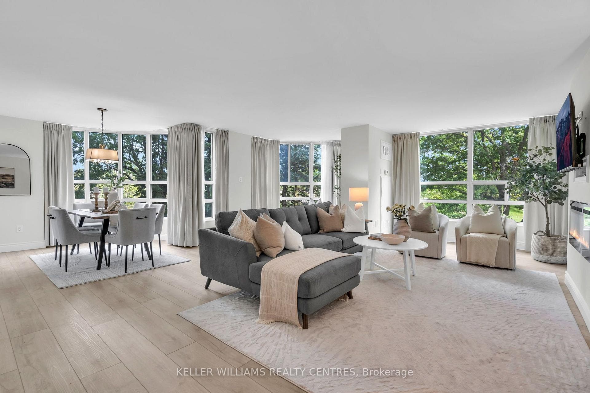 7905 Bayview Avenue Unit 204
