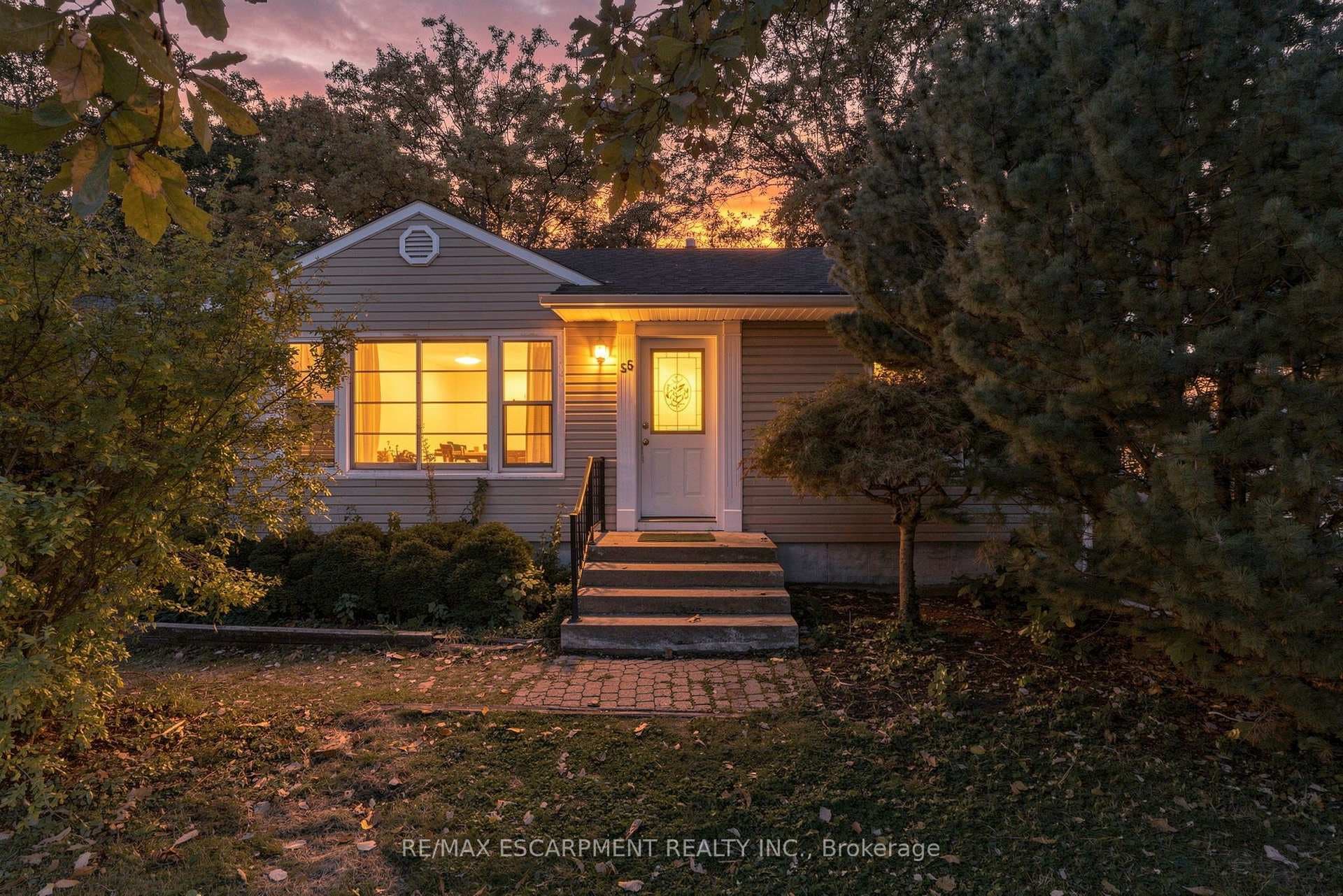 55 Lakeview Avenue