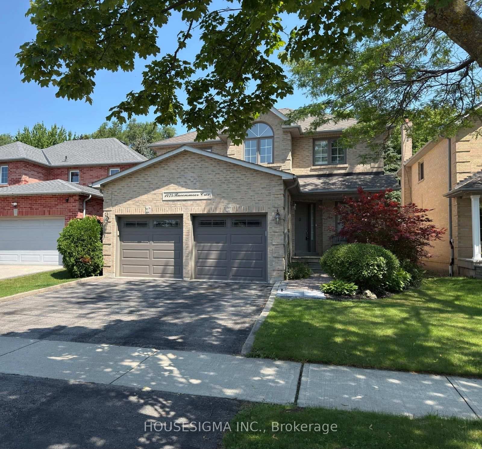 1475 Ravensmoor Crescent