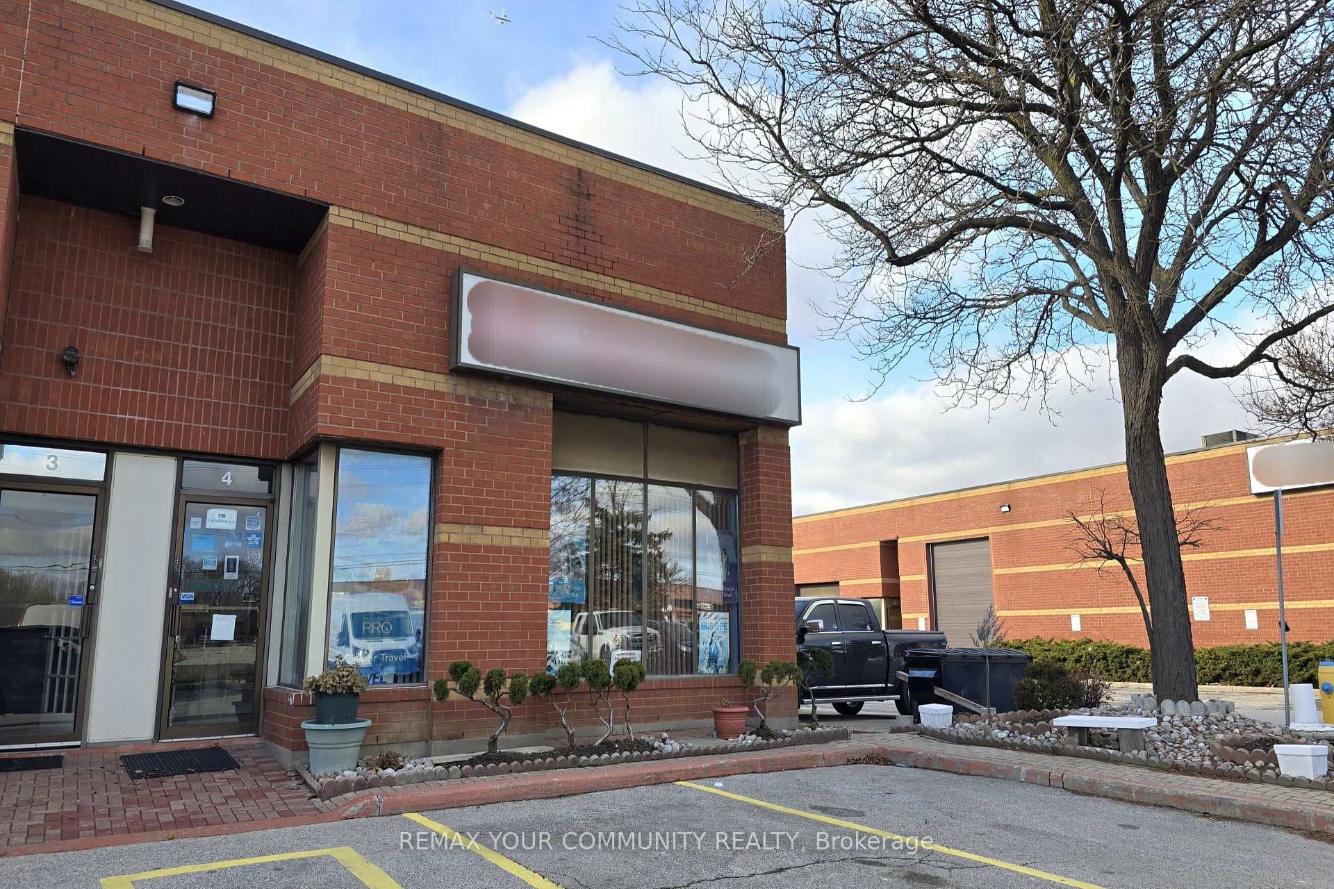 8600 Keele Street Unit 4