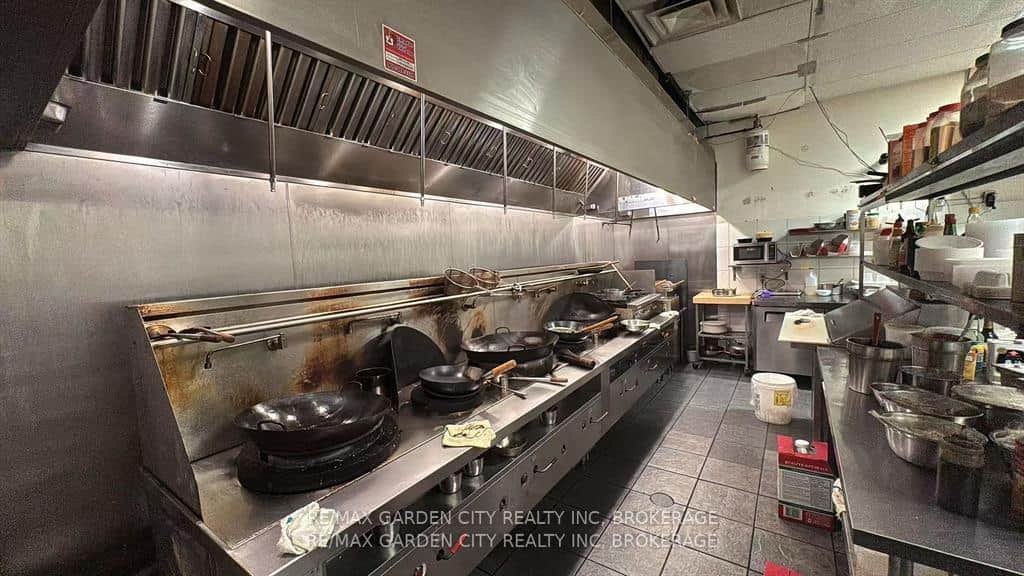 100 FOURTH Avenue Unit 7