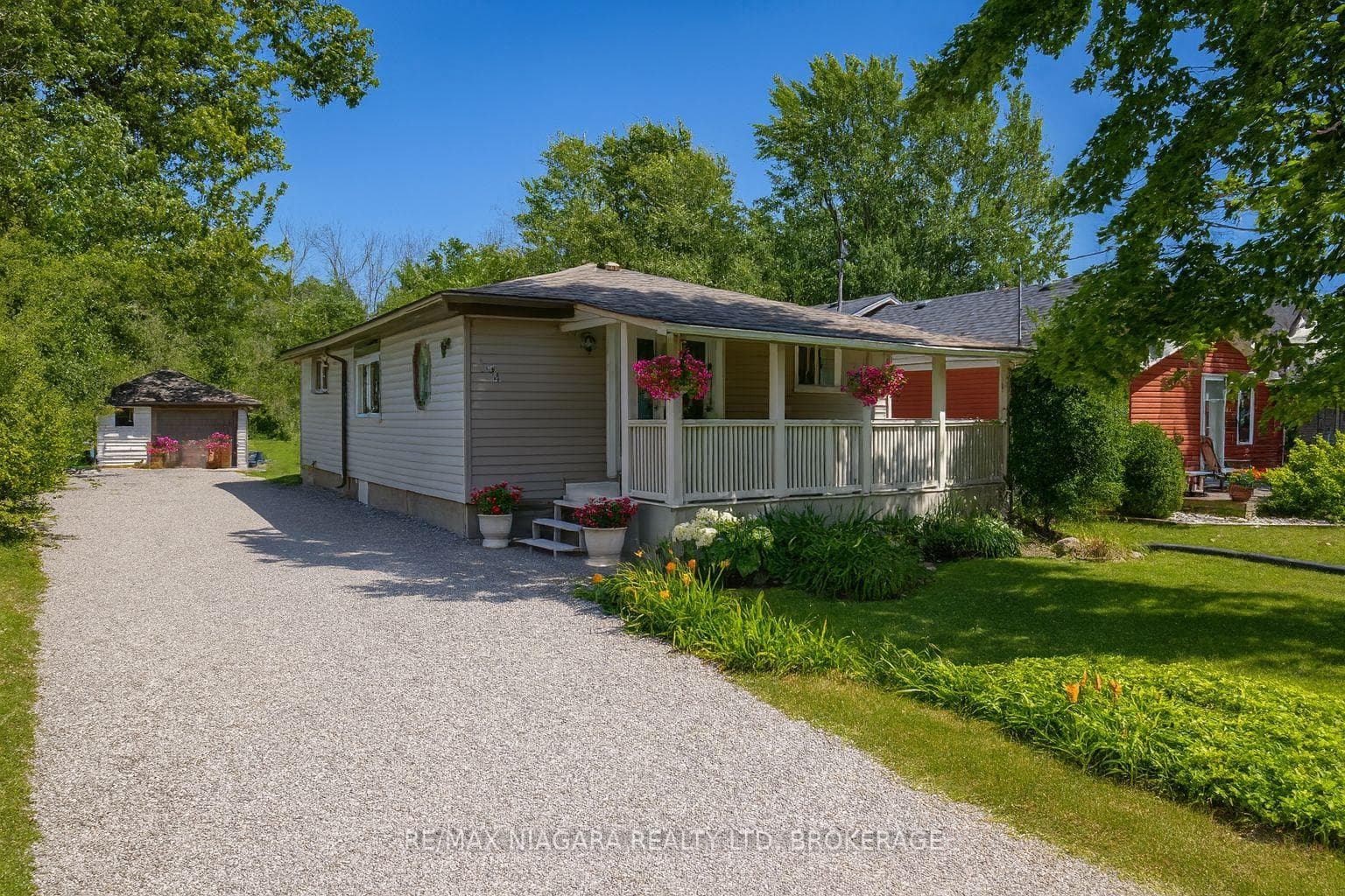 434 Crescent Road
