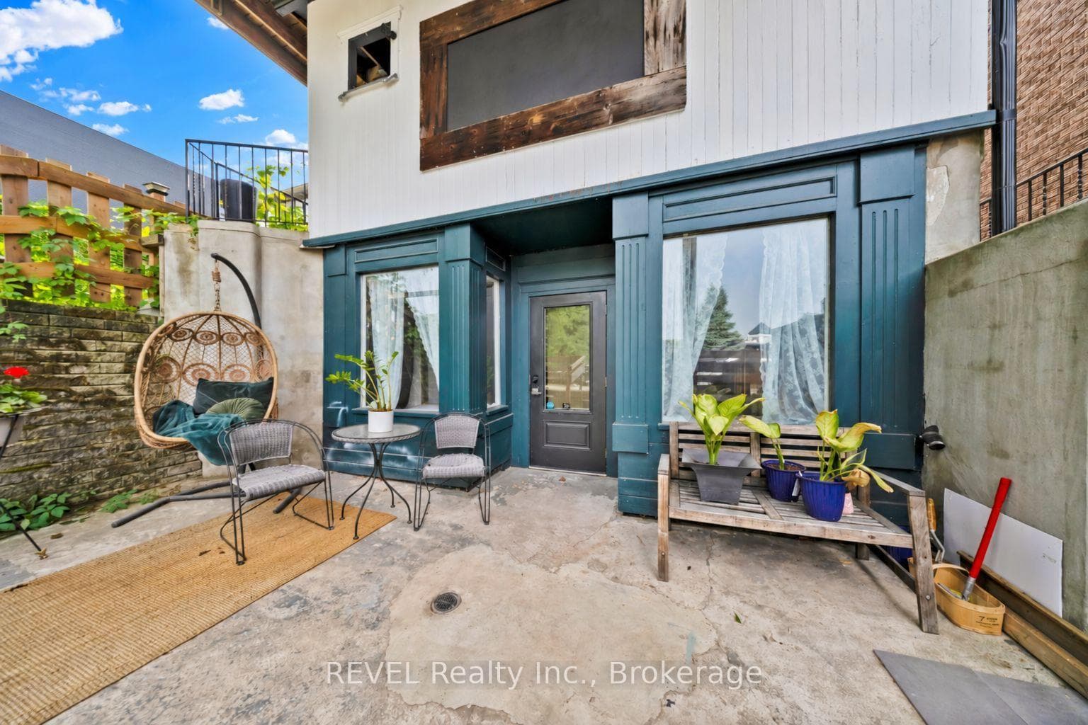 1433 Pelham Street Unit STUDIO