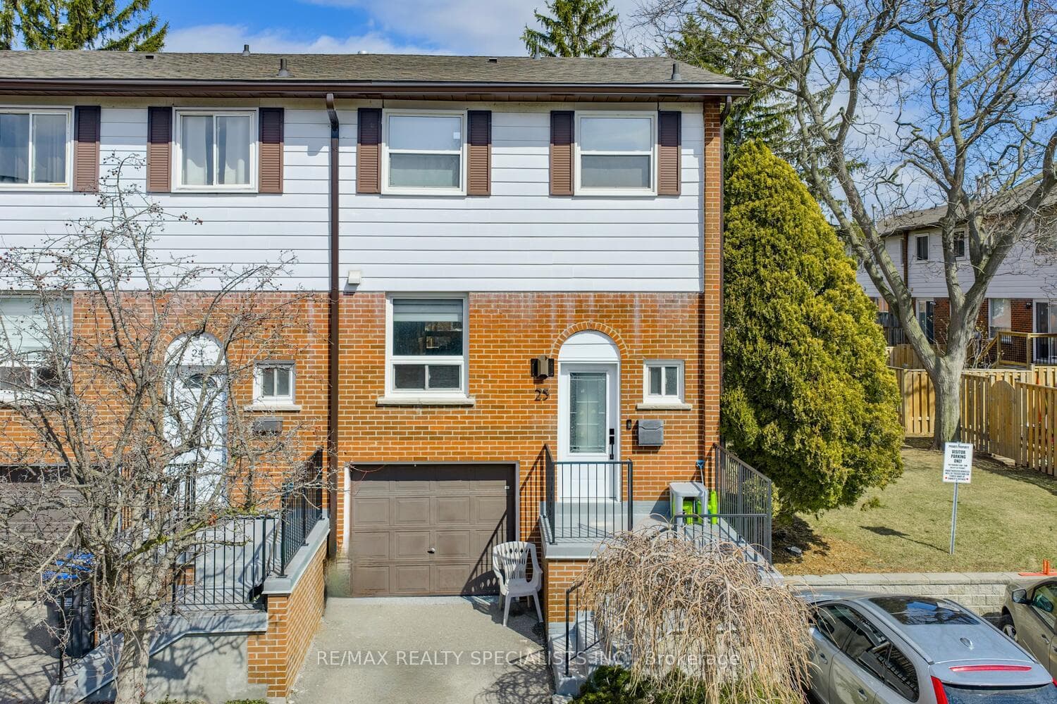 2445 Homelands Drive Unit 25