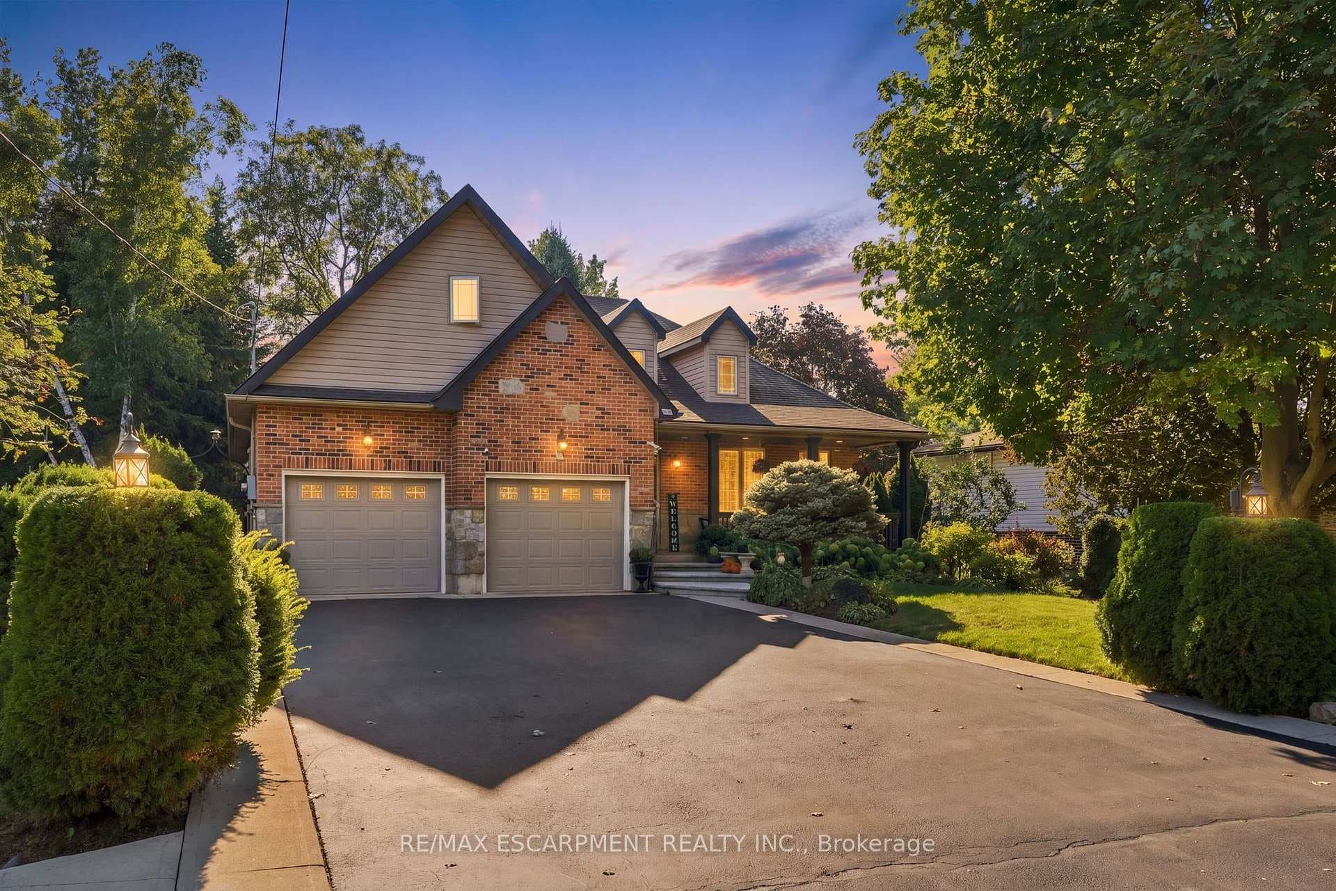 4 SUMMIT Drive