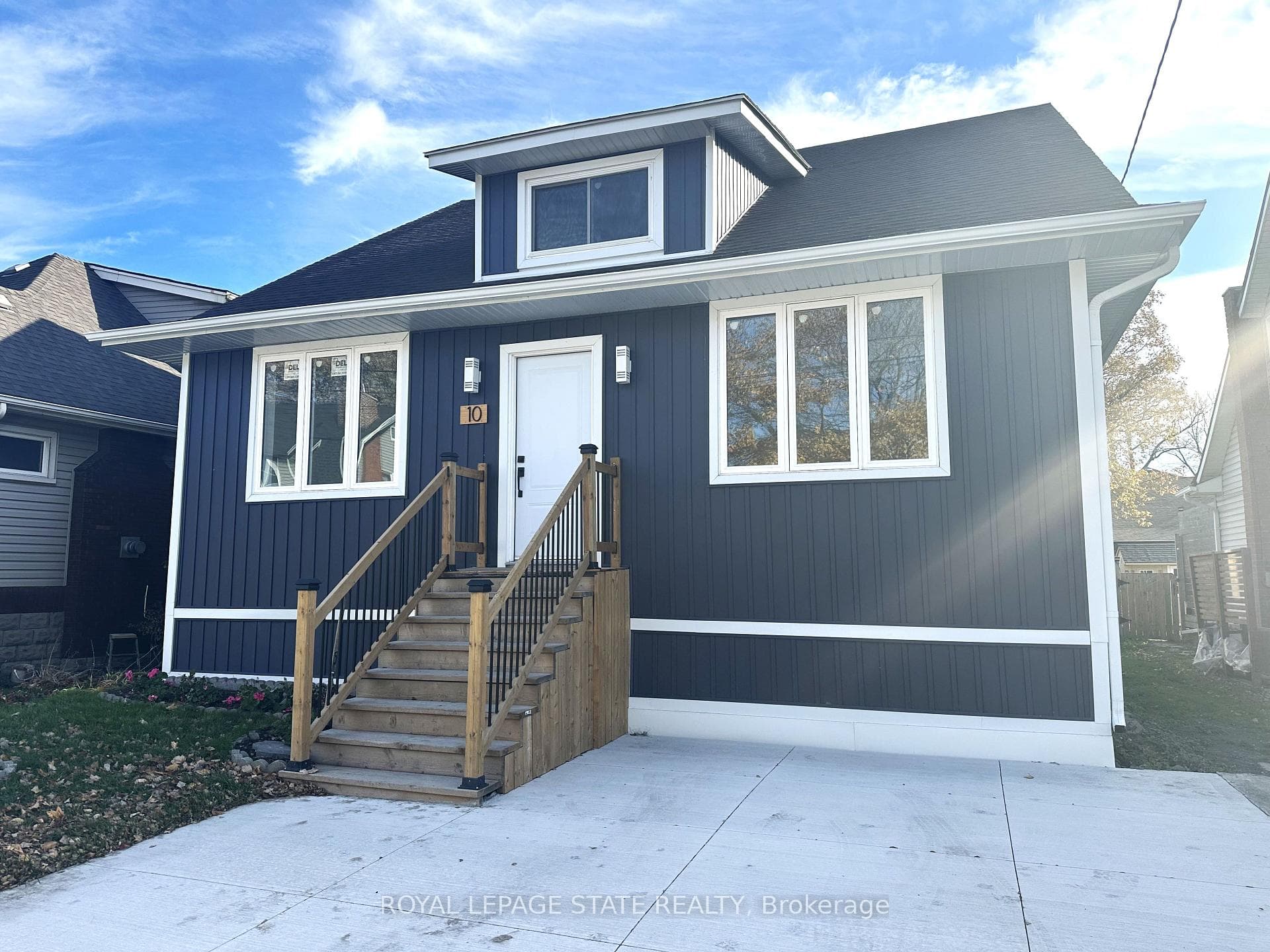 10 Comet Avenue Unit #1 (Main)