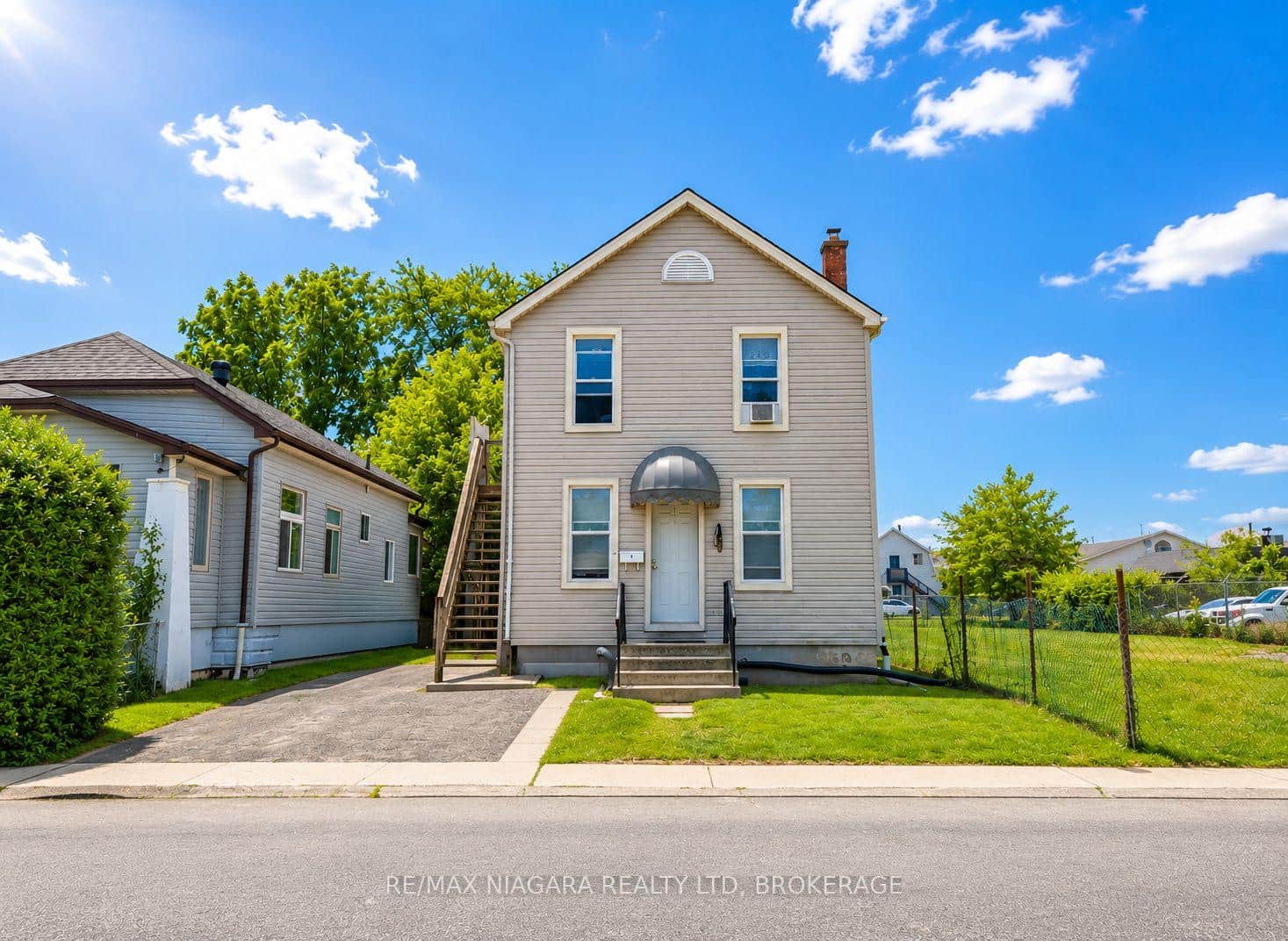 4 Manchester Avenue
