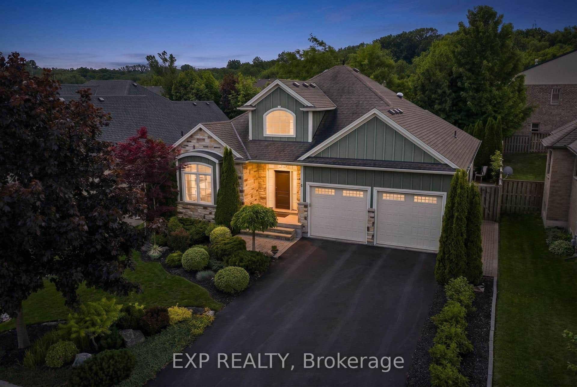 Welcome to 6 Creekside Drive!