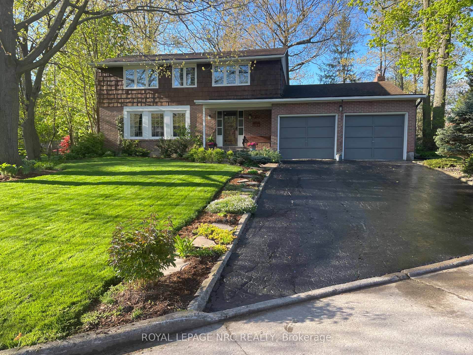 10 Briarfield Crescent