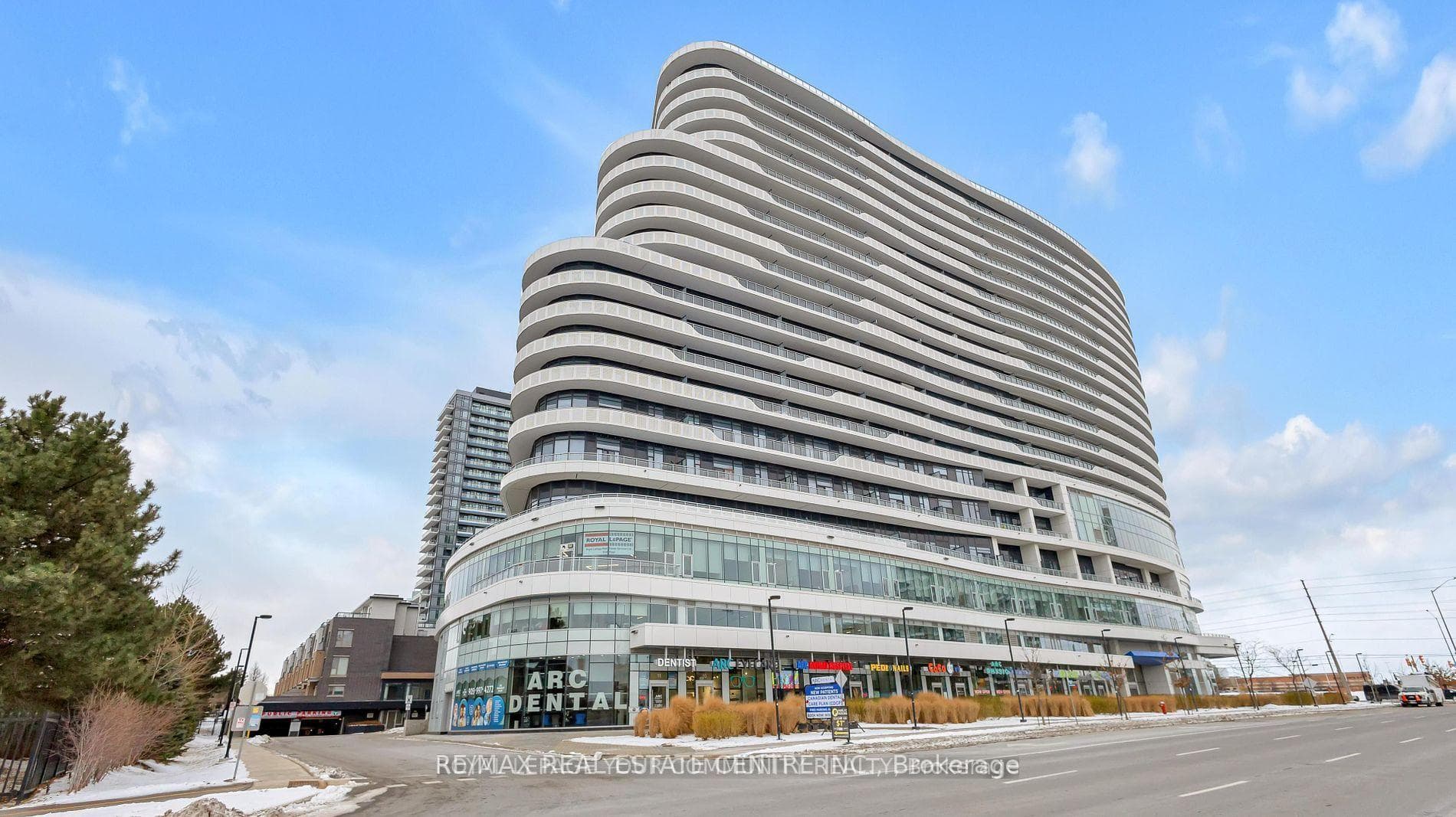 2520 Eglinton Avenue Unit 403
