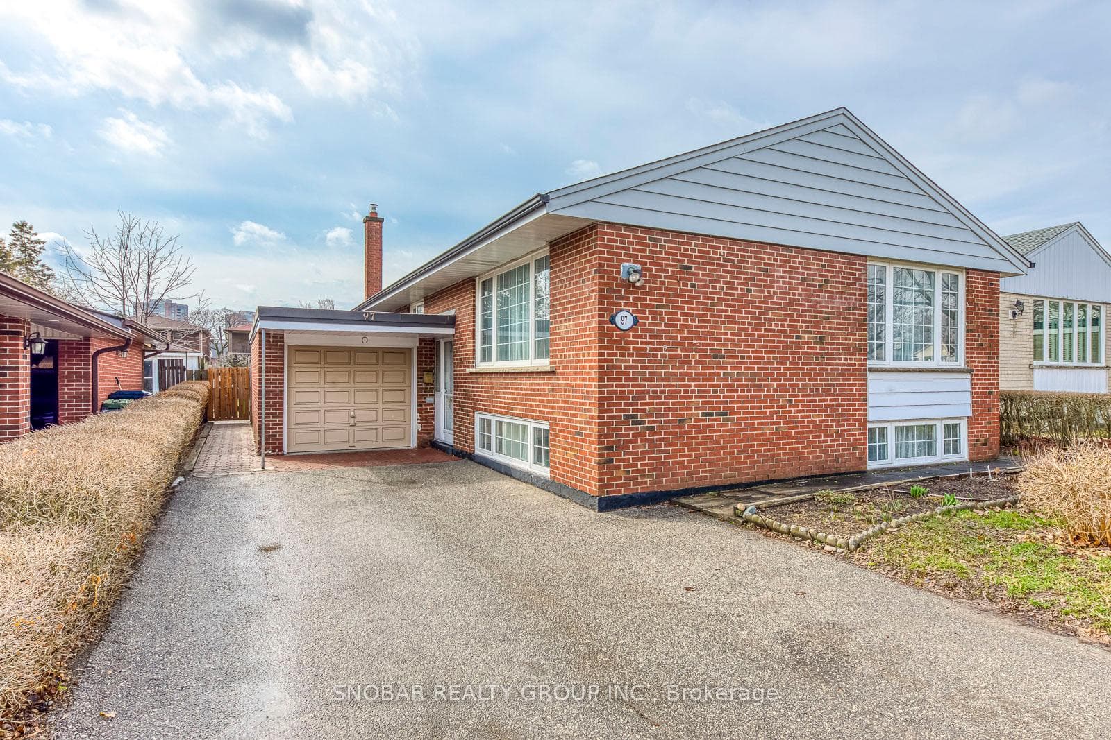 97 Westhampton Drive