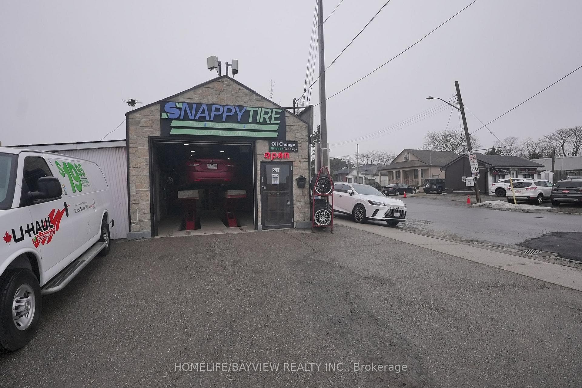 811 Lakeshore Road