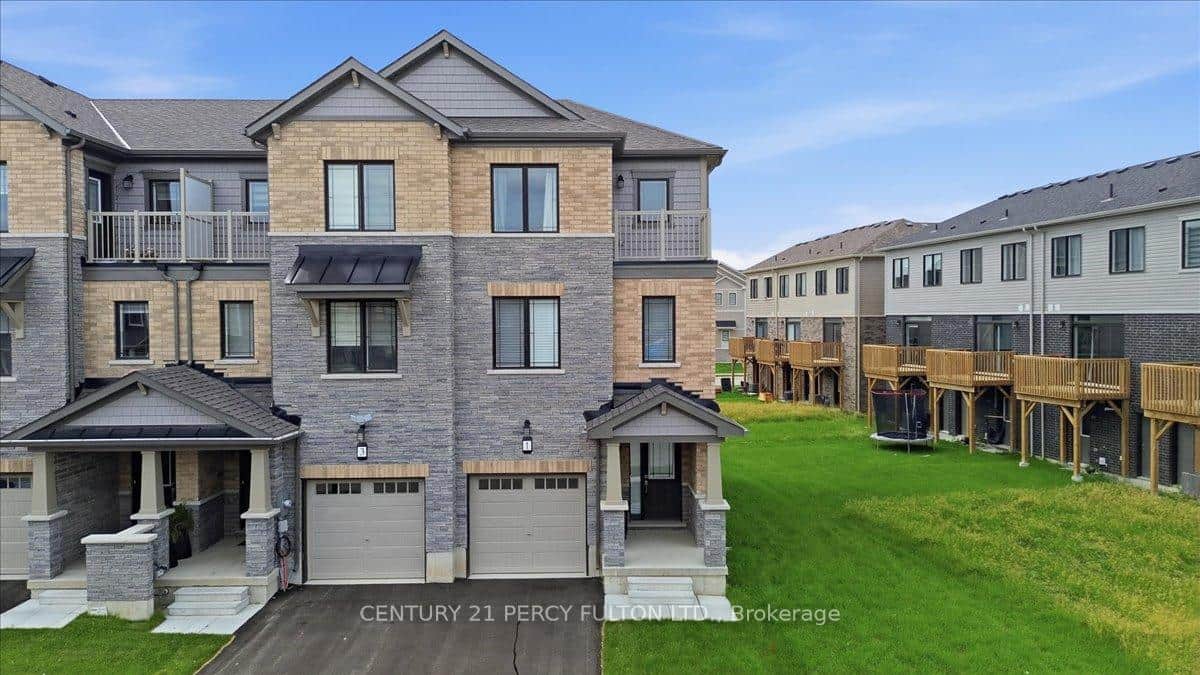 1 Greig Street