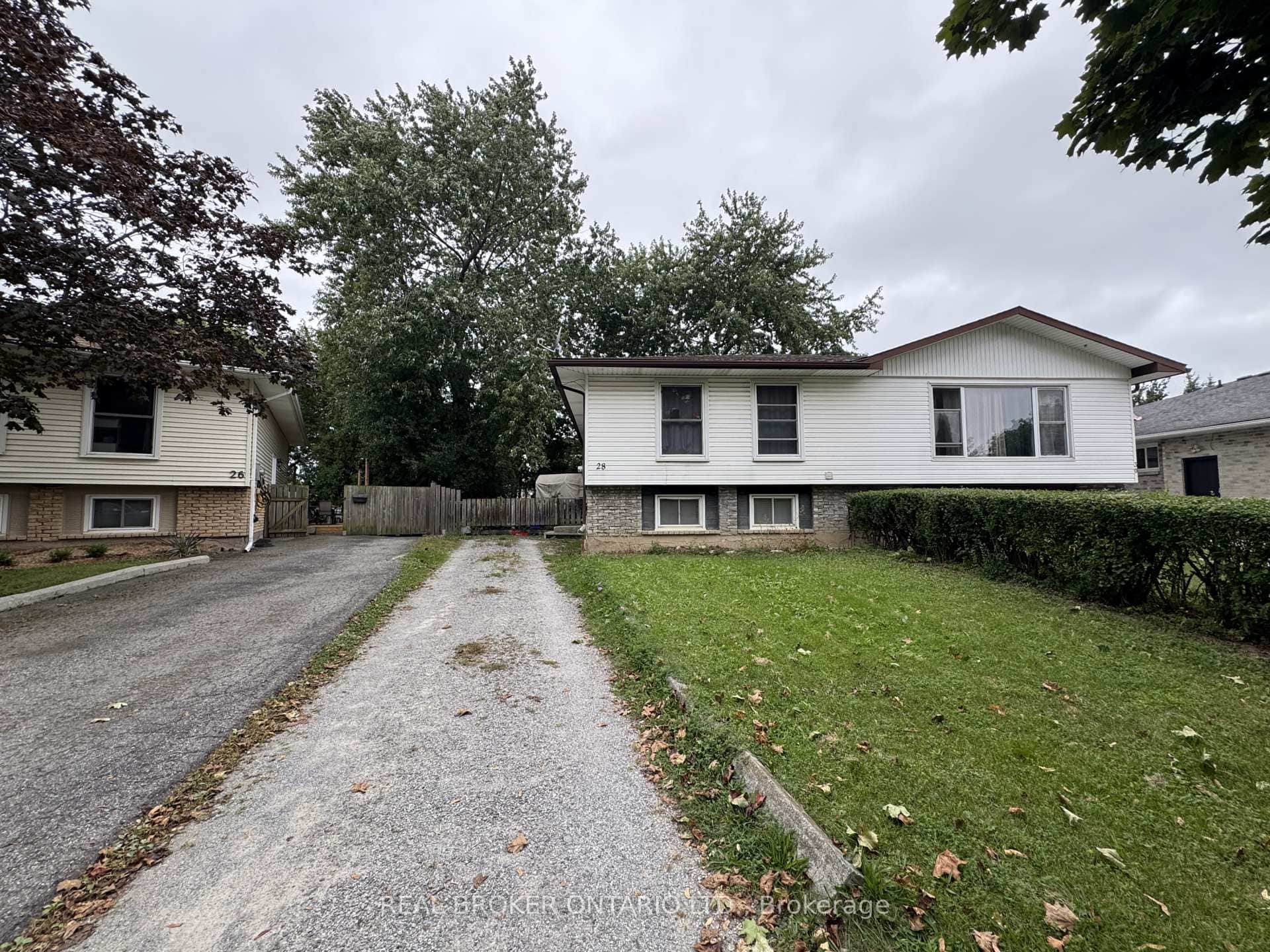 28 Tara Crescent
