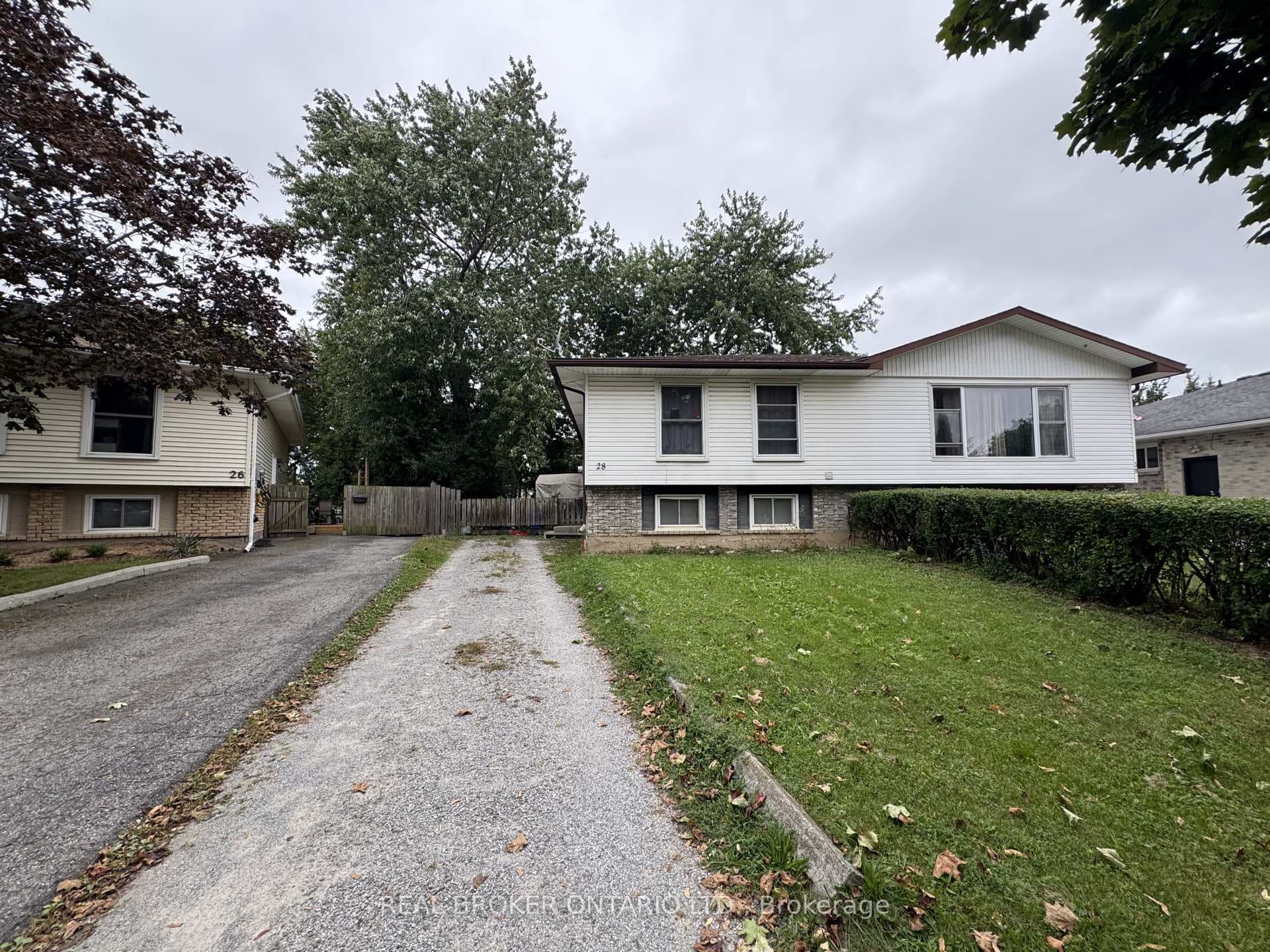 28 Tara Crescent