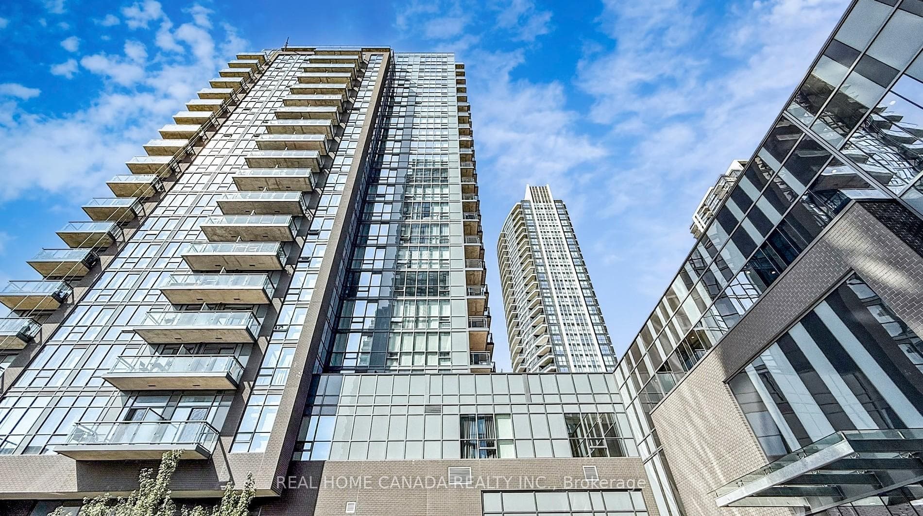 5033 four spring Avenue Unit 916