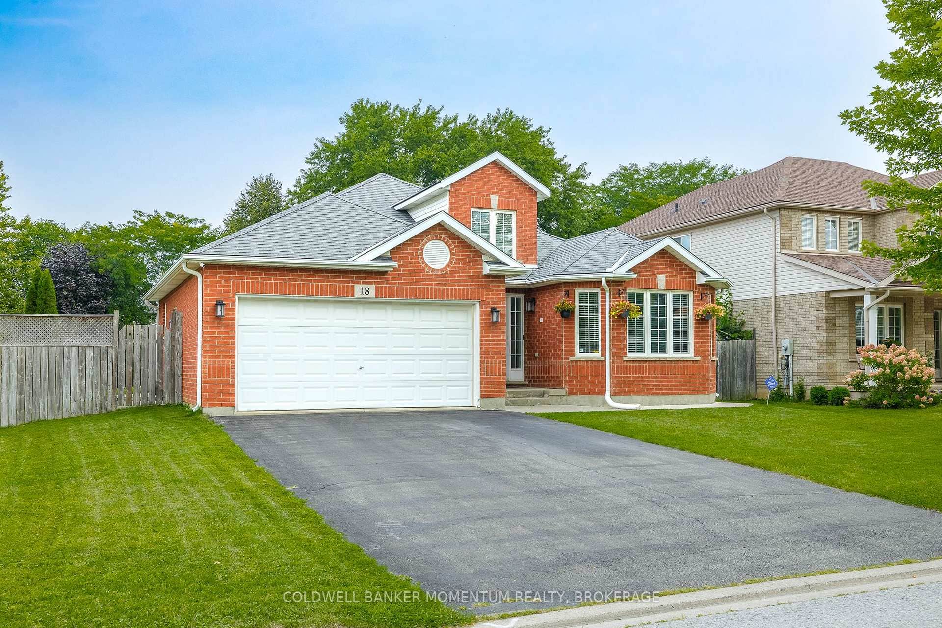 18 LORETTA Drive