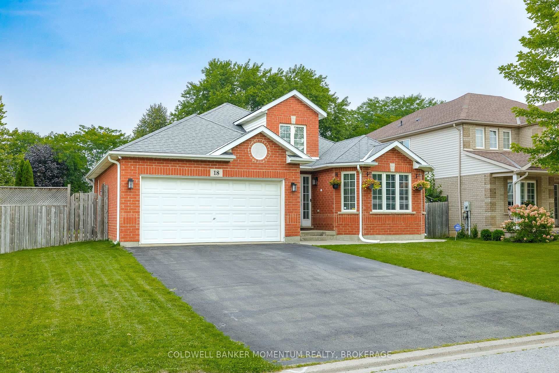 18 LORETTA Drive