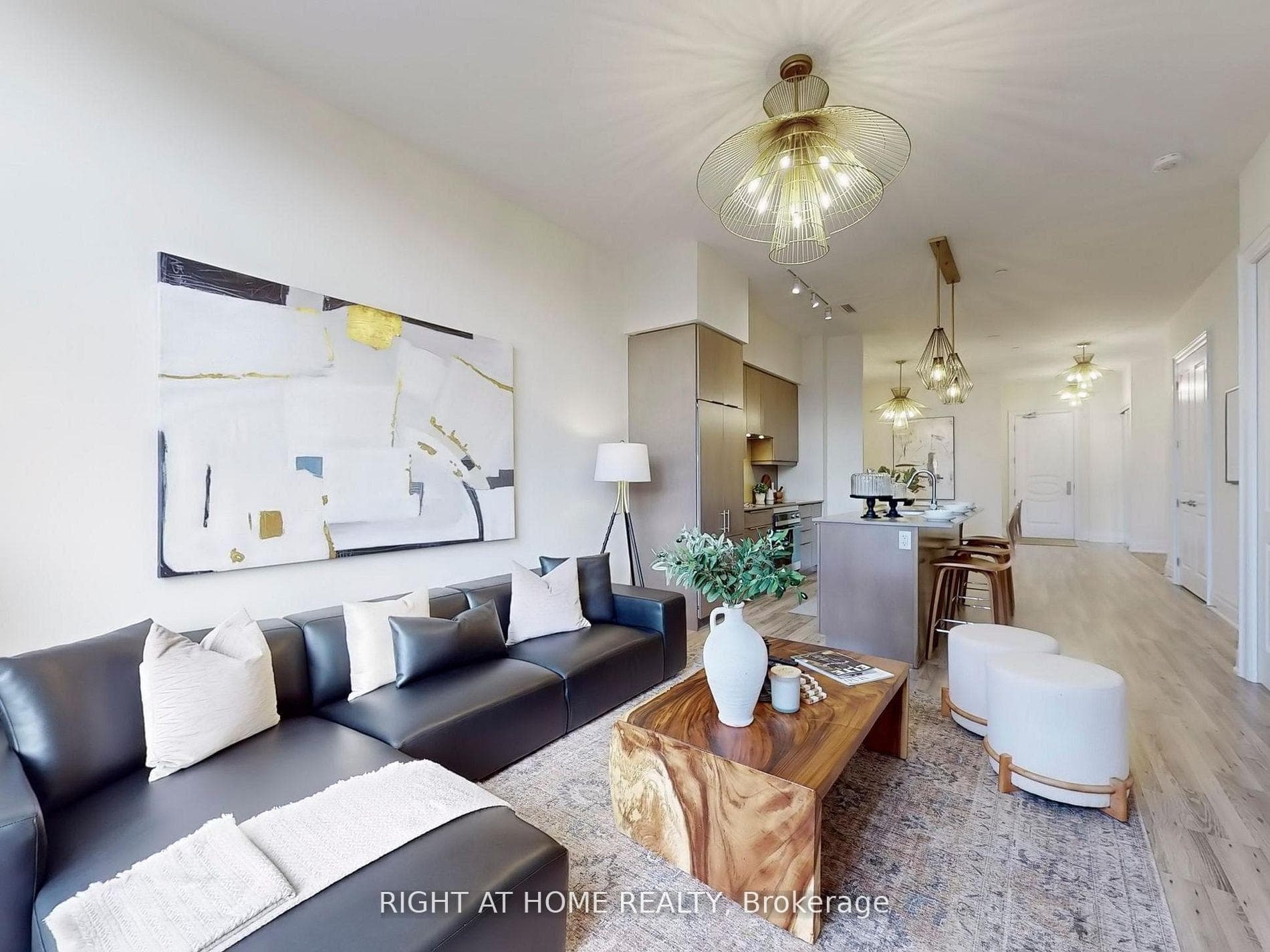 9075 Jane Street Unit 106