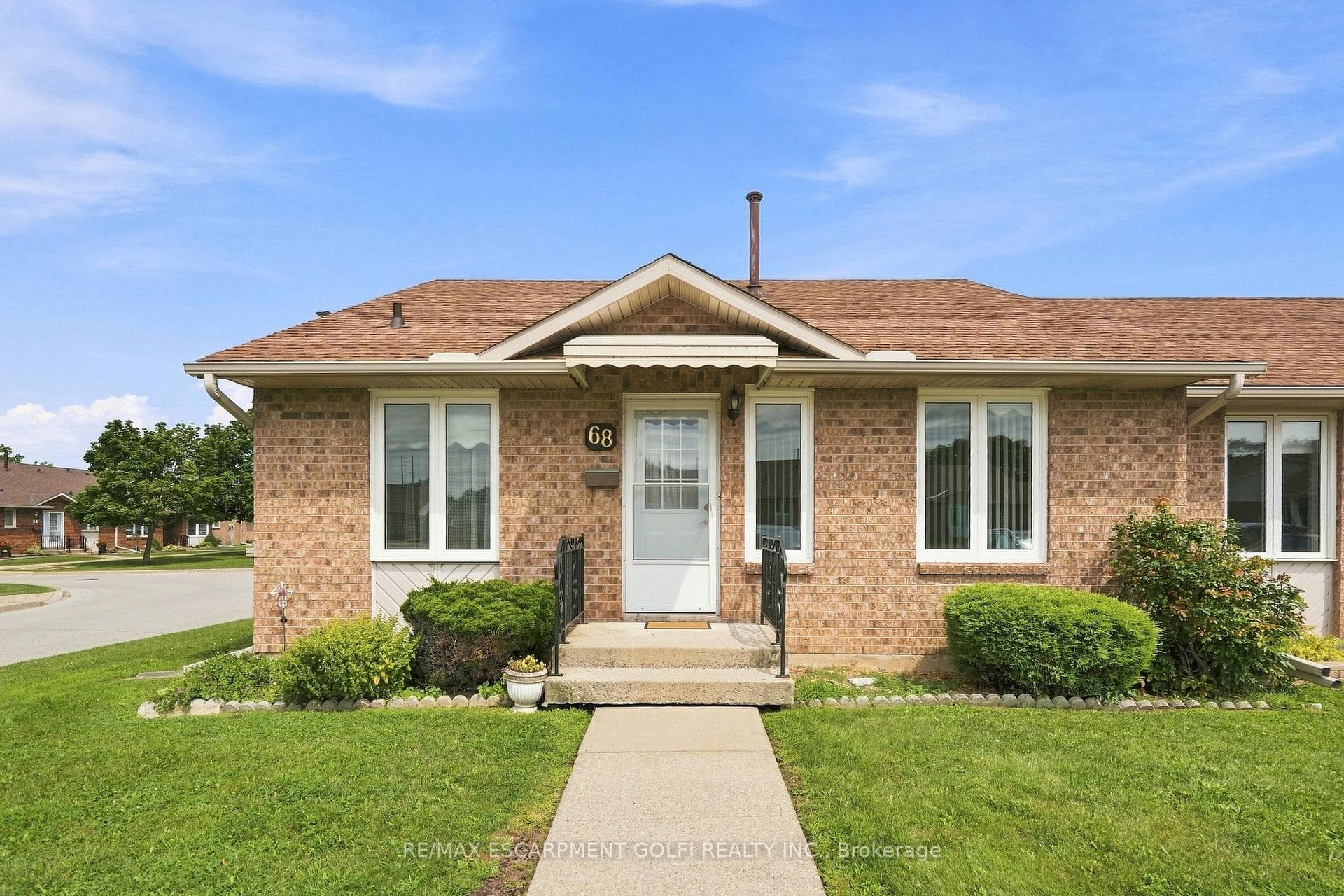 122 Bunting Road Unit 68