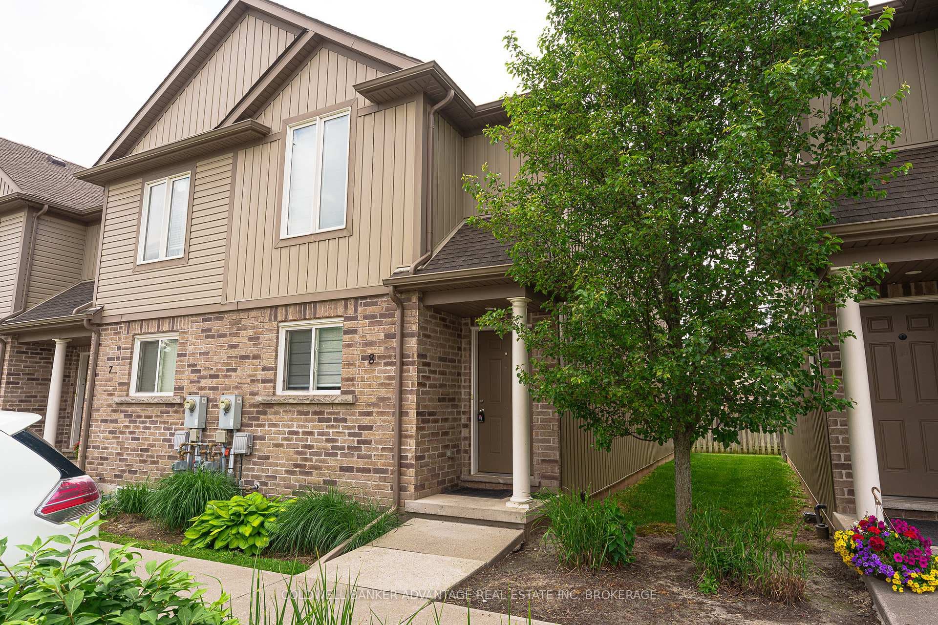 6117 Kelsey Crescent Unit 8