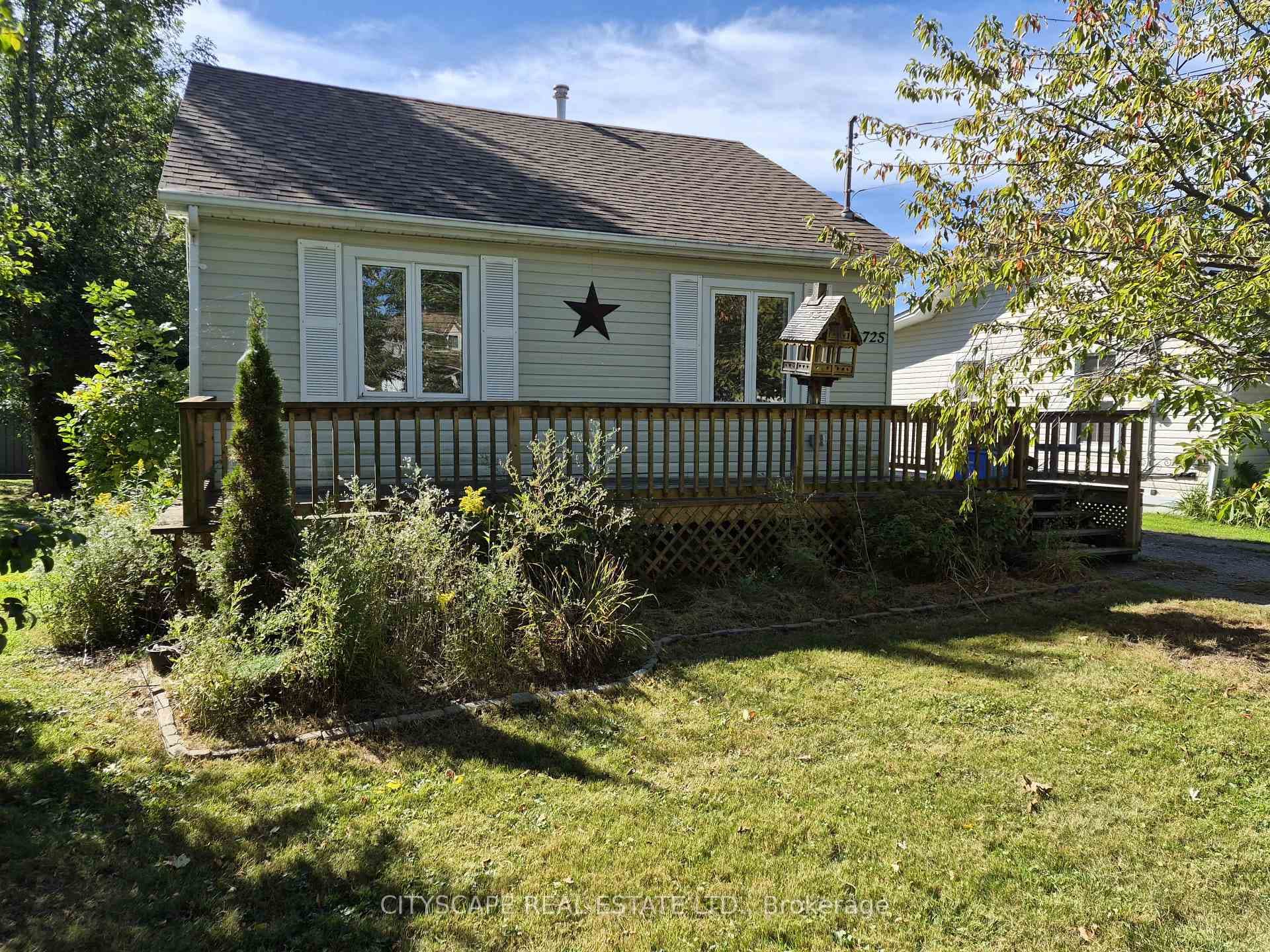 725 Dominion Road