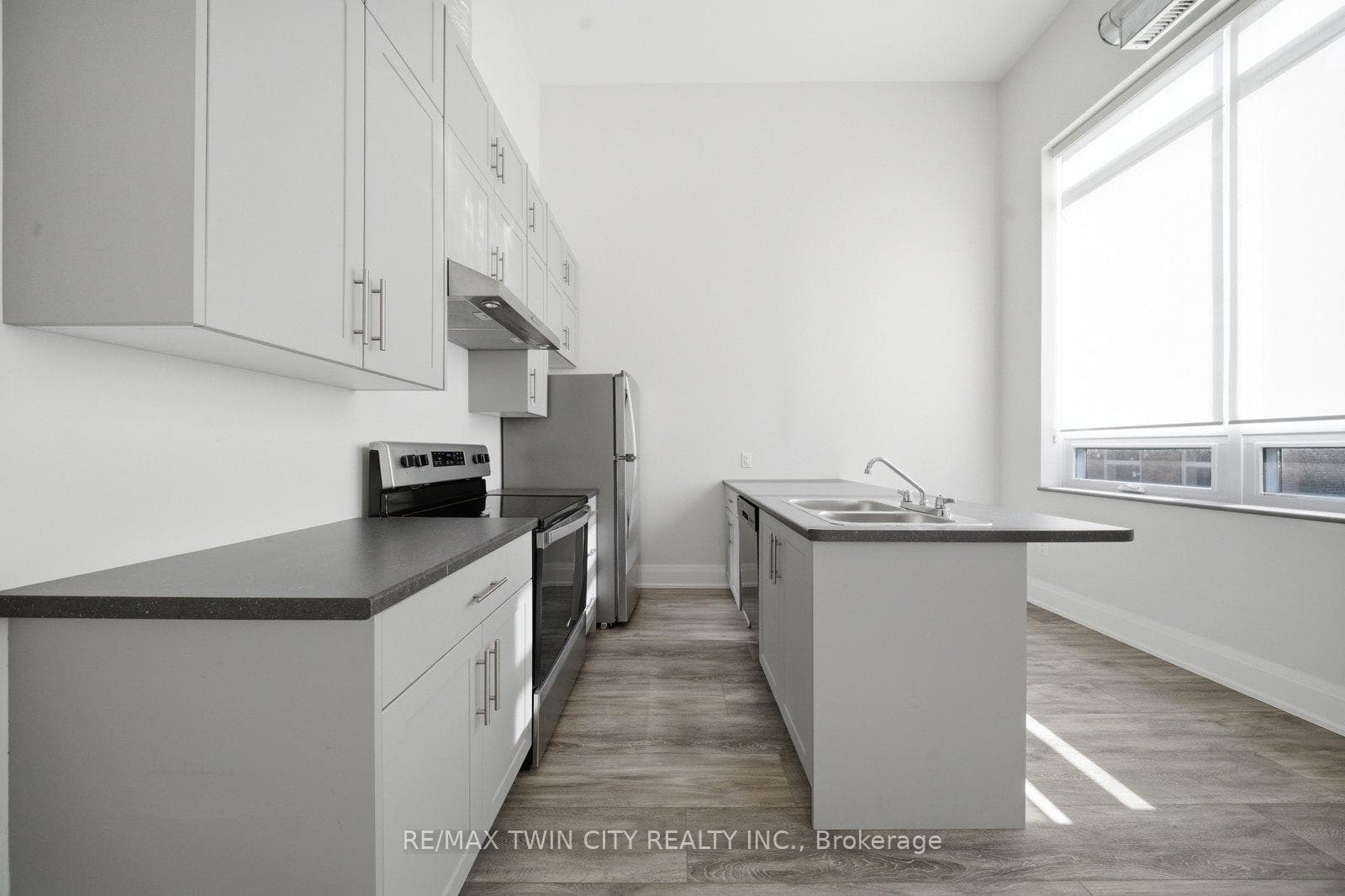 11 Queen Street Unit 303