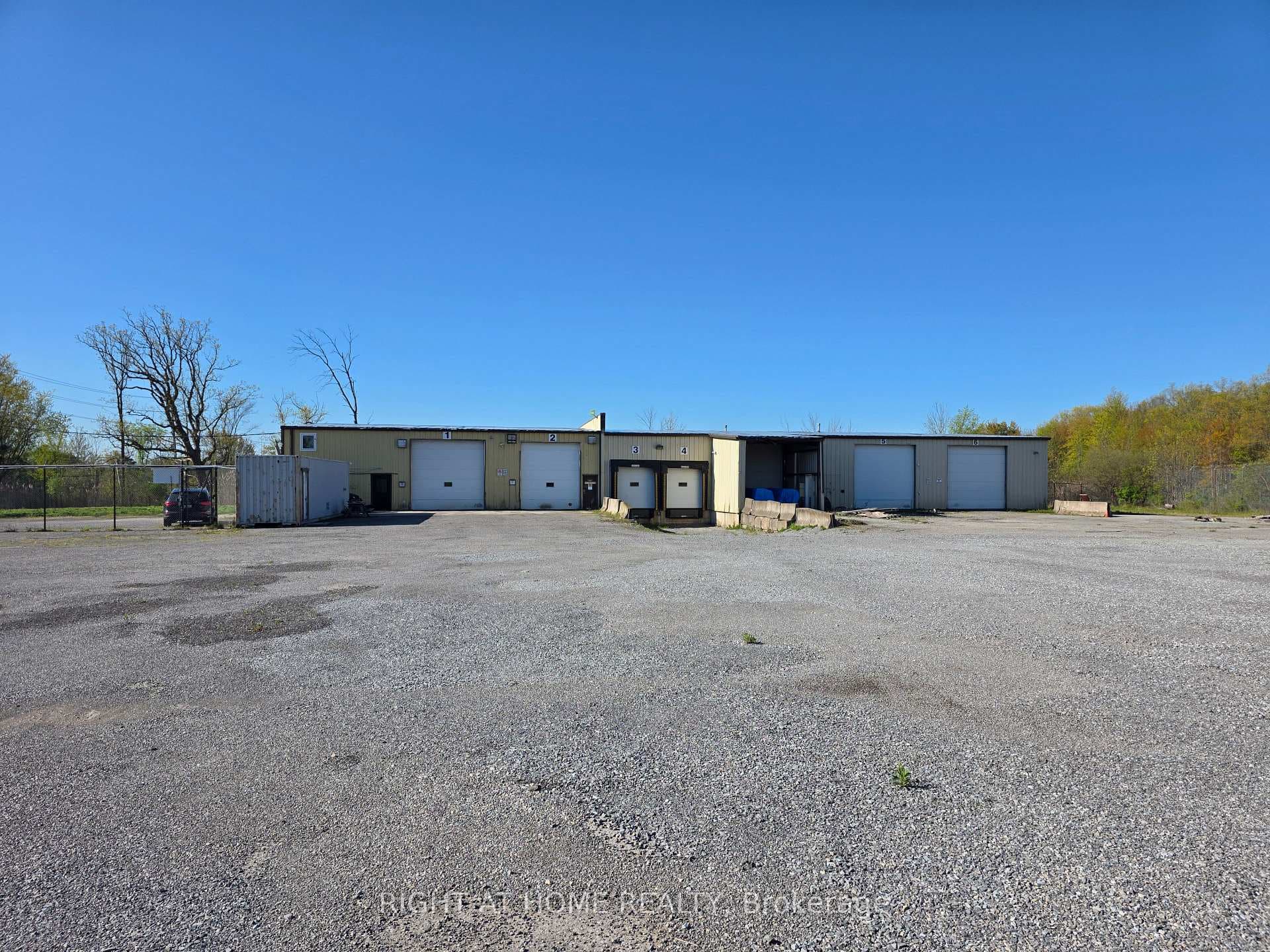 715 Reaker Road